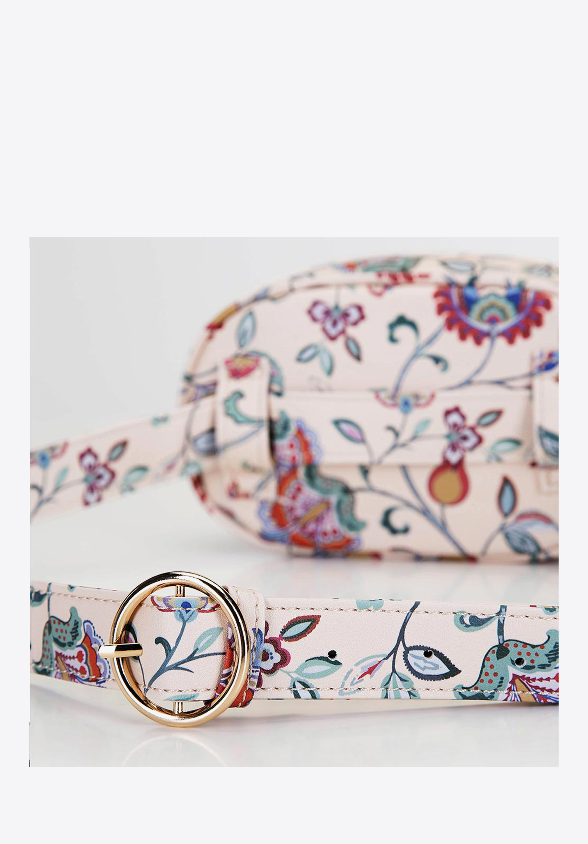 Damska torebka nerka pudełkowa