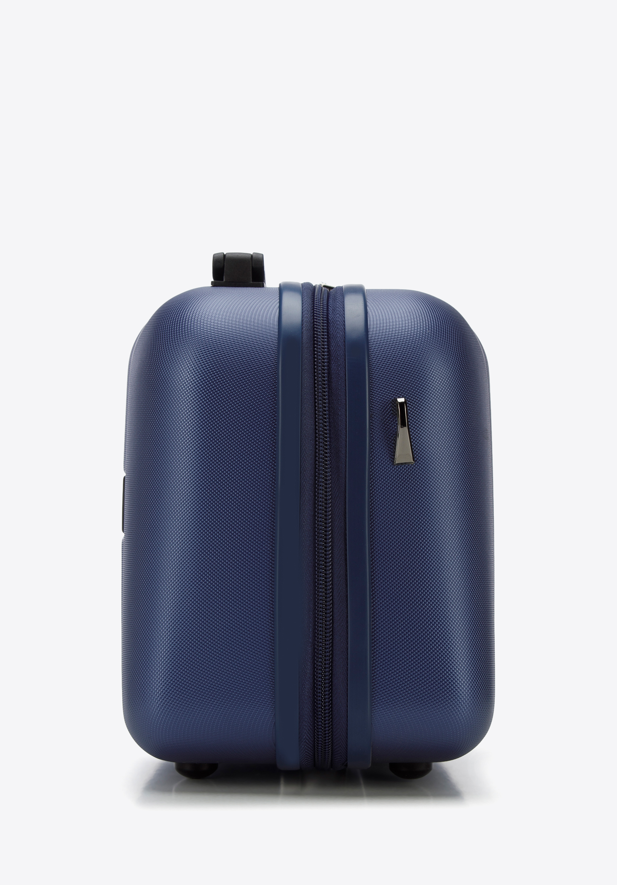 Walizka kabinowa z polikarbonu fakturowana