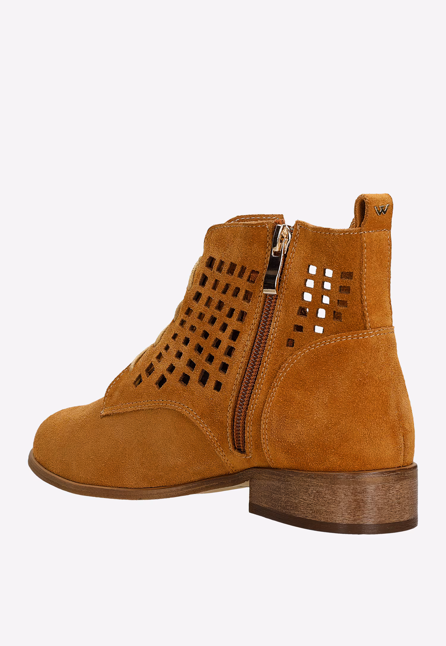 Jasnobrązowe ażurowe trzewiki damskie