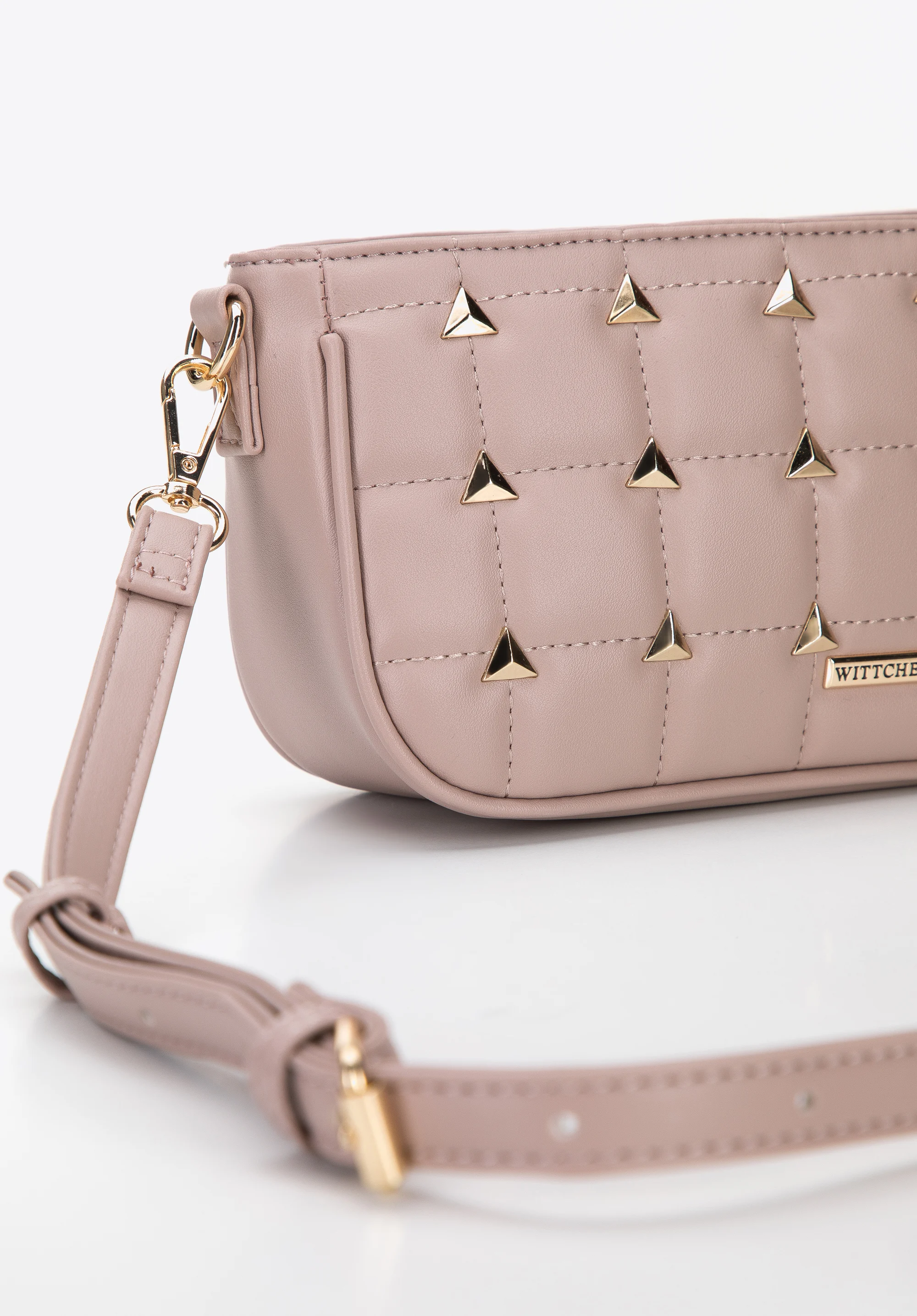 Damska listonoszka z ekoskóry z trójkątnymi ćwiekami