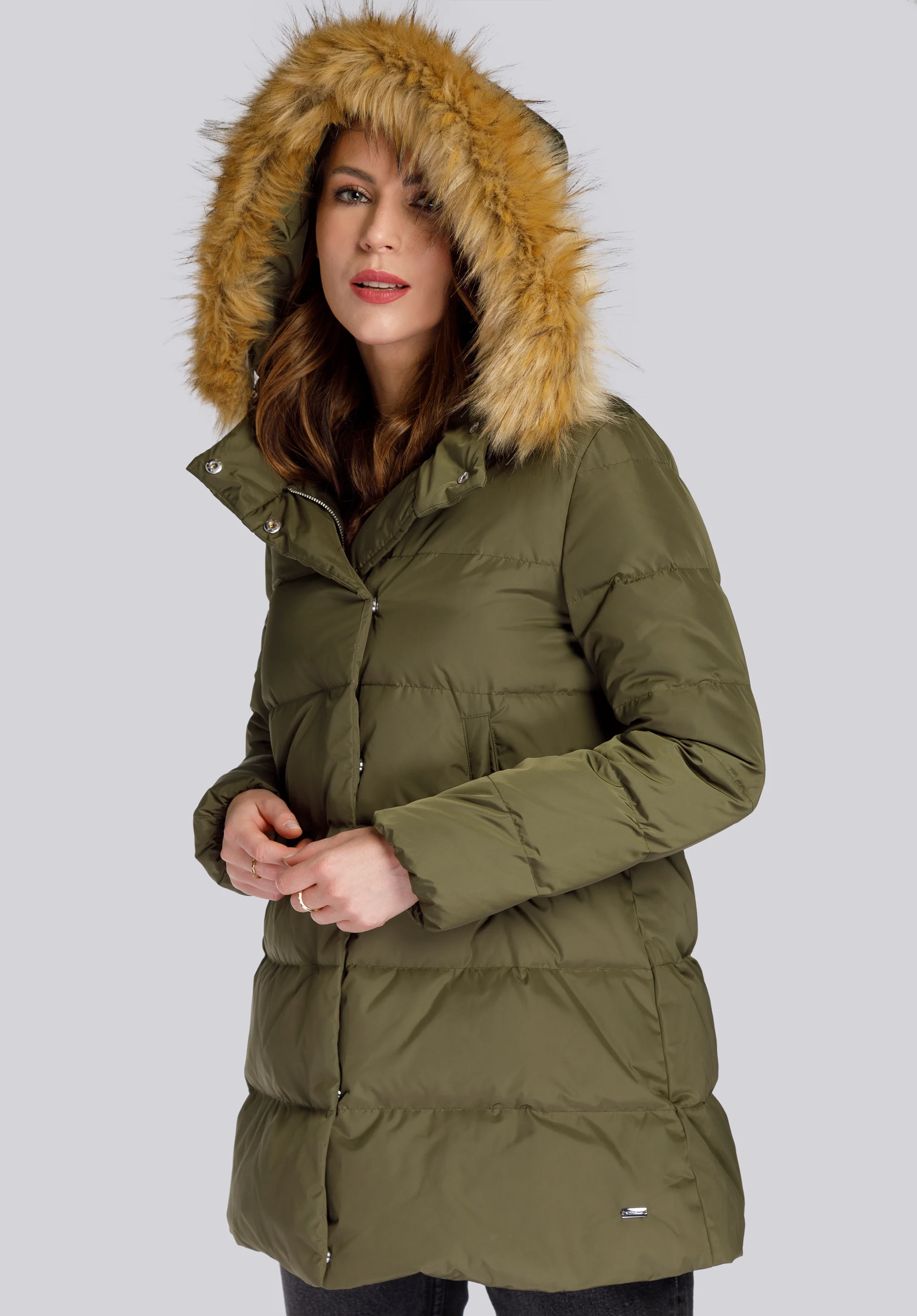 Damska kurtka puchowa z kapturem