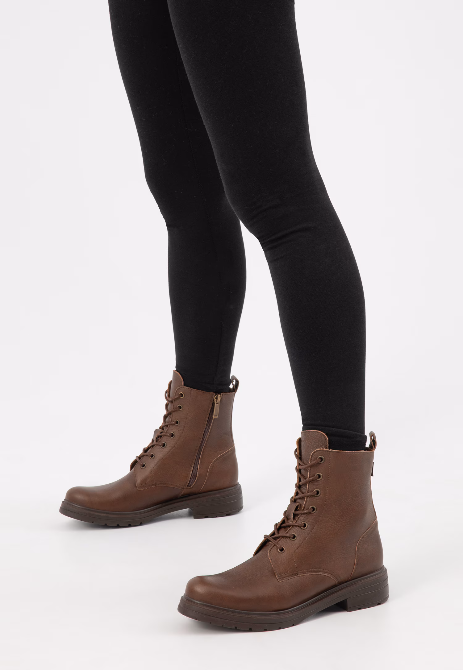 Czarne bikery damskie w stylu miejskim