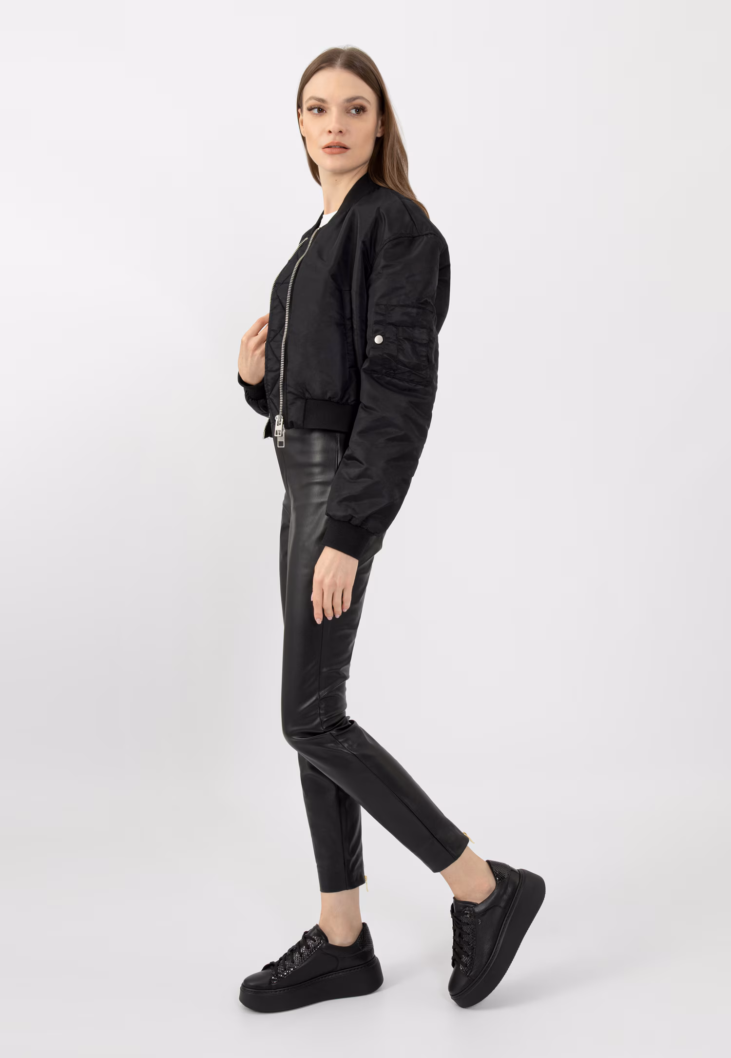 Czarne trampki damskie na wysokiej platformie