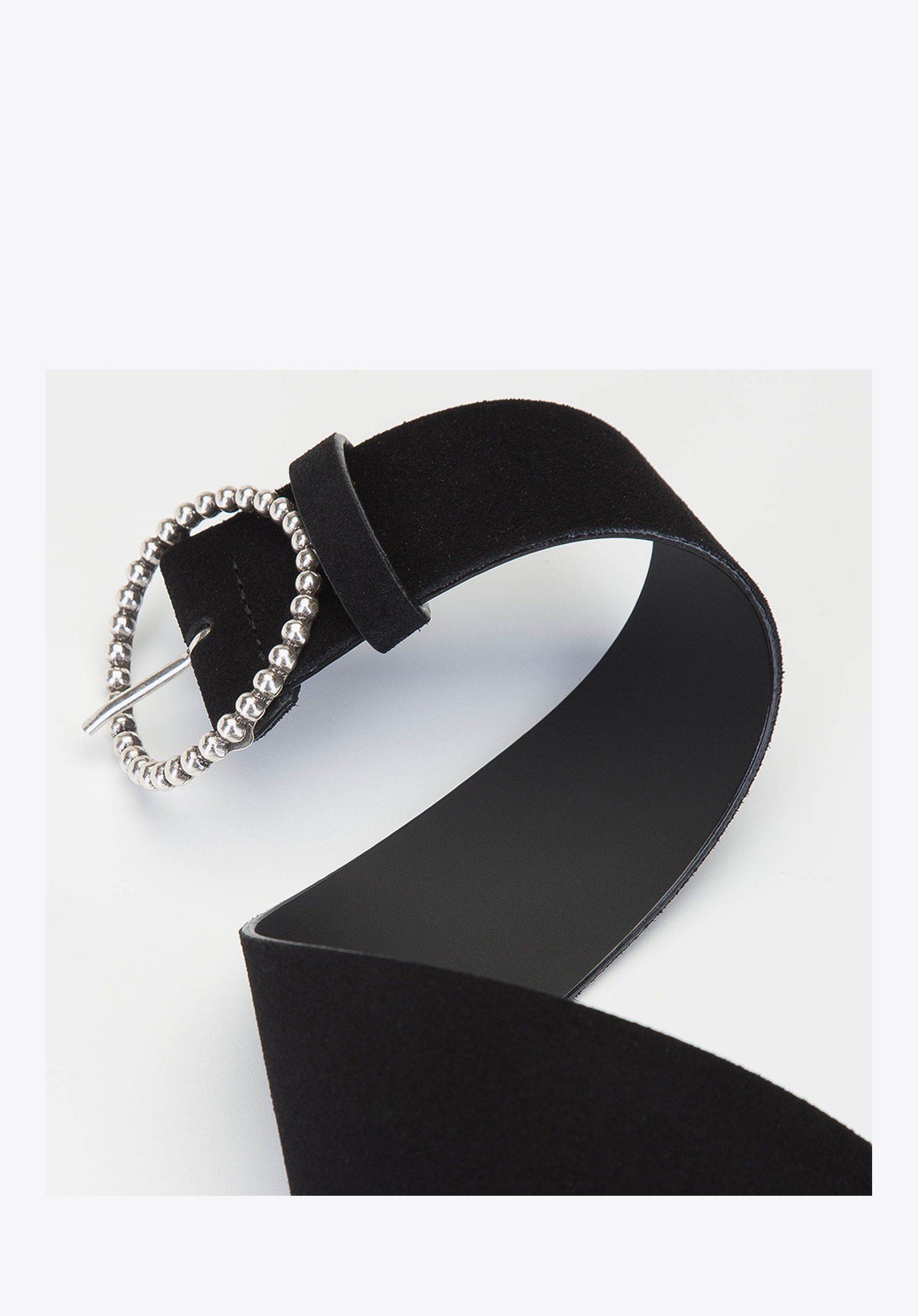 Damski pasek ze skóry welurowej z klamrą na obręczy