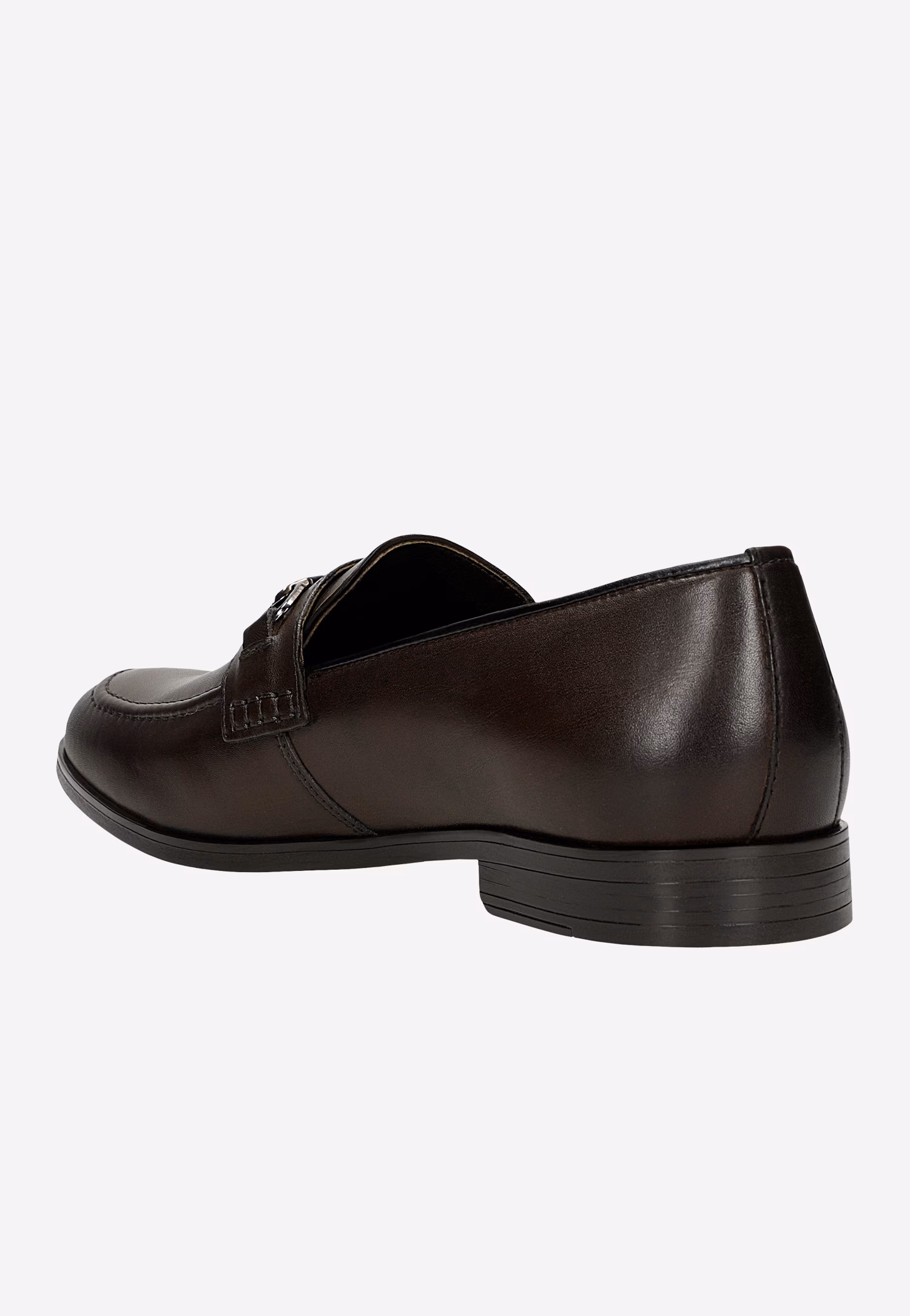 Czarne skórzane mokasyny męskie z metalową ozdobą