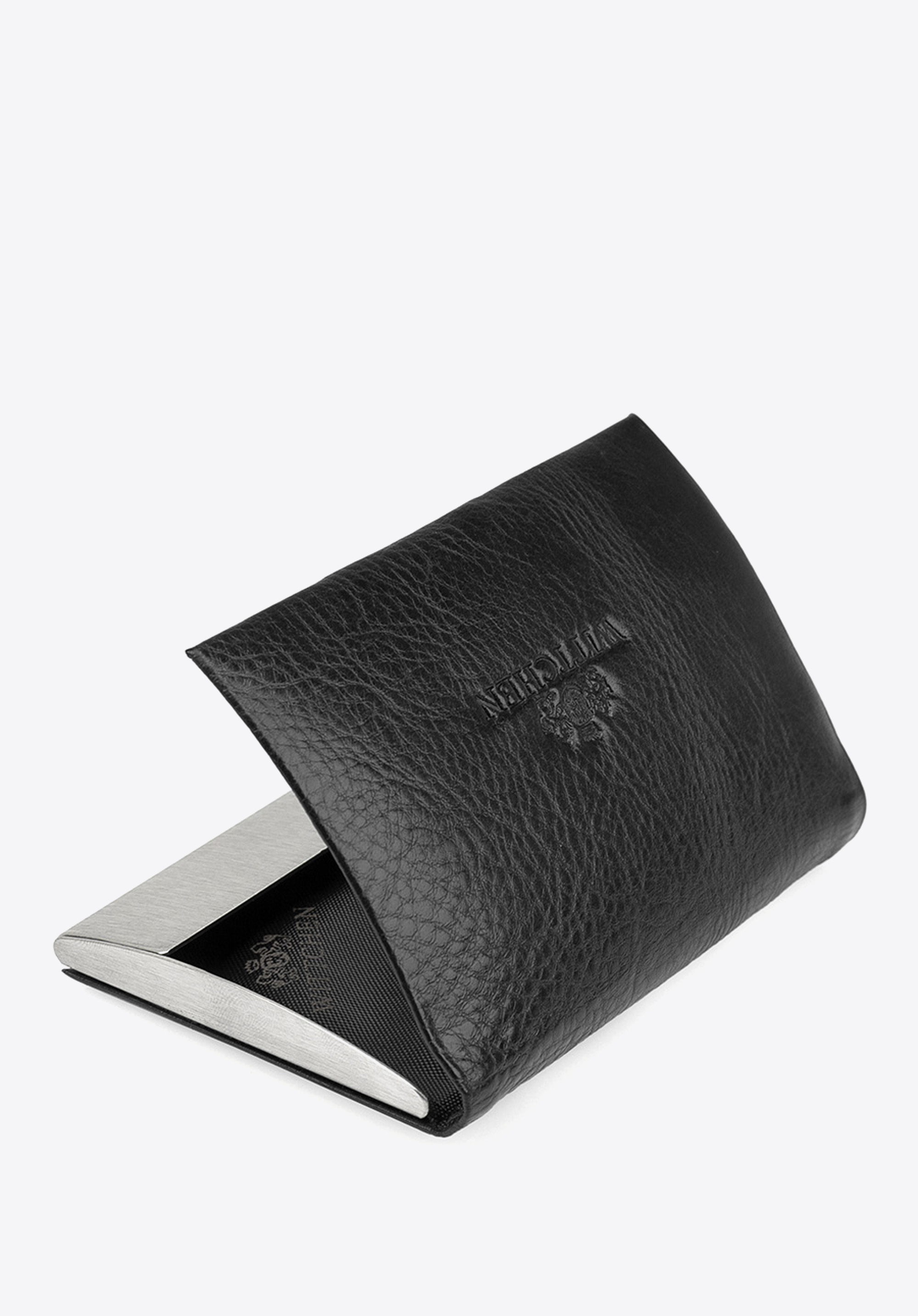 Etui na wizytówki skórzane z magnetycznym zapięciem