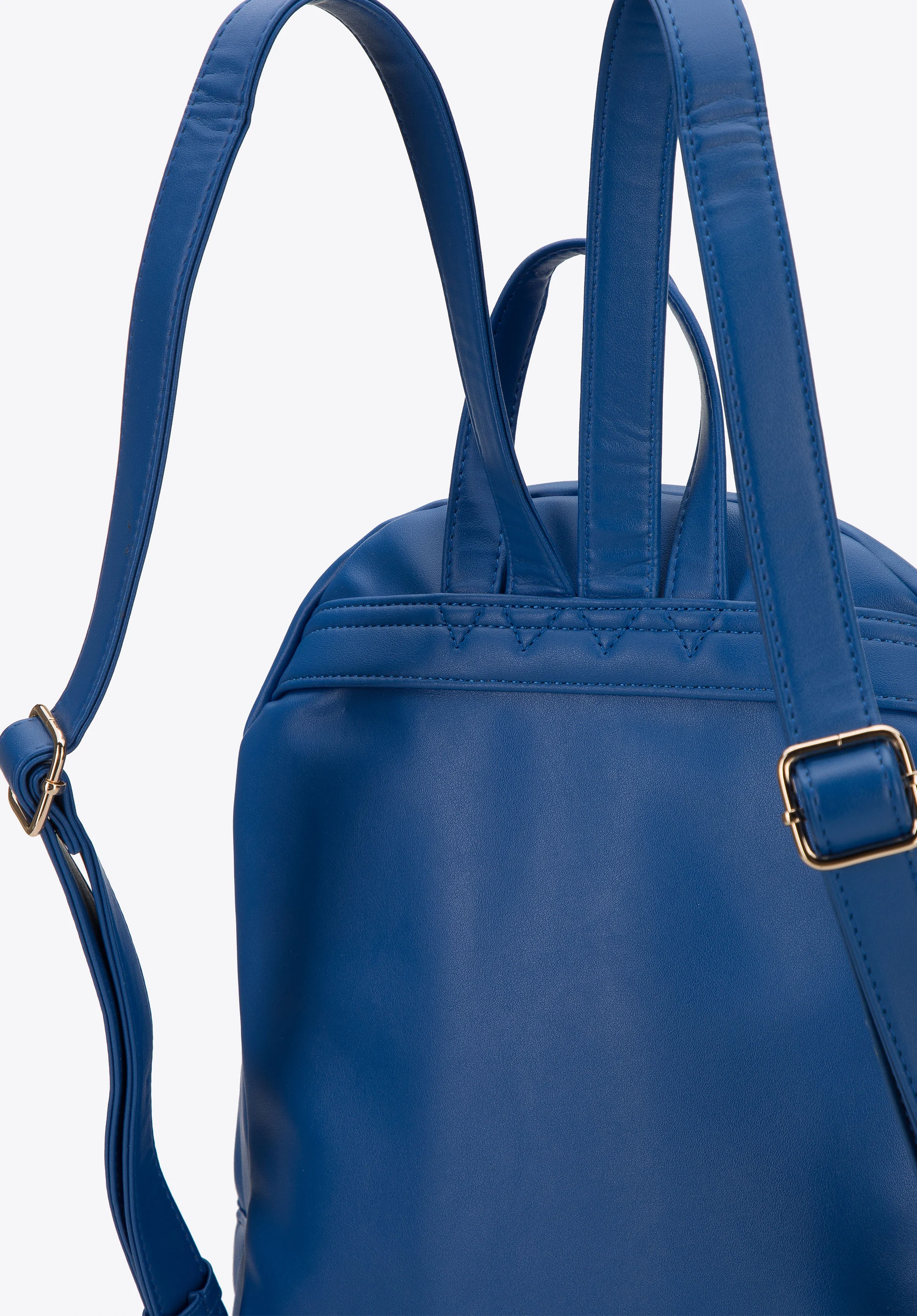 Damski plecak z pikowanej ekoskóry duży