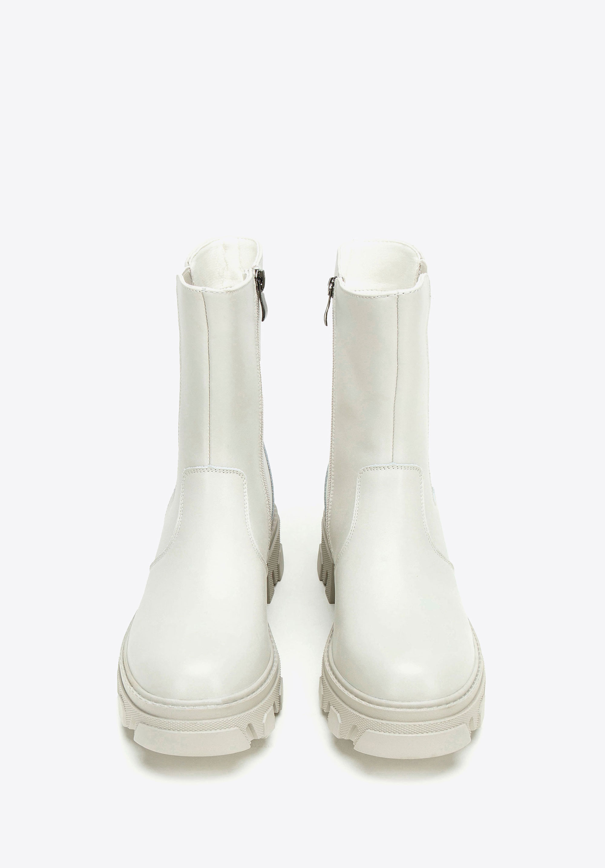 Damskie sztyblety skórzane na platformie