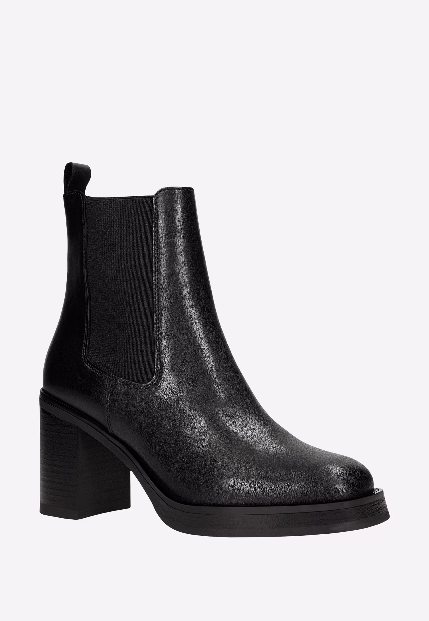 Czarne klasyczne botki na obcasie