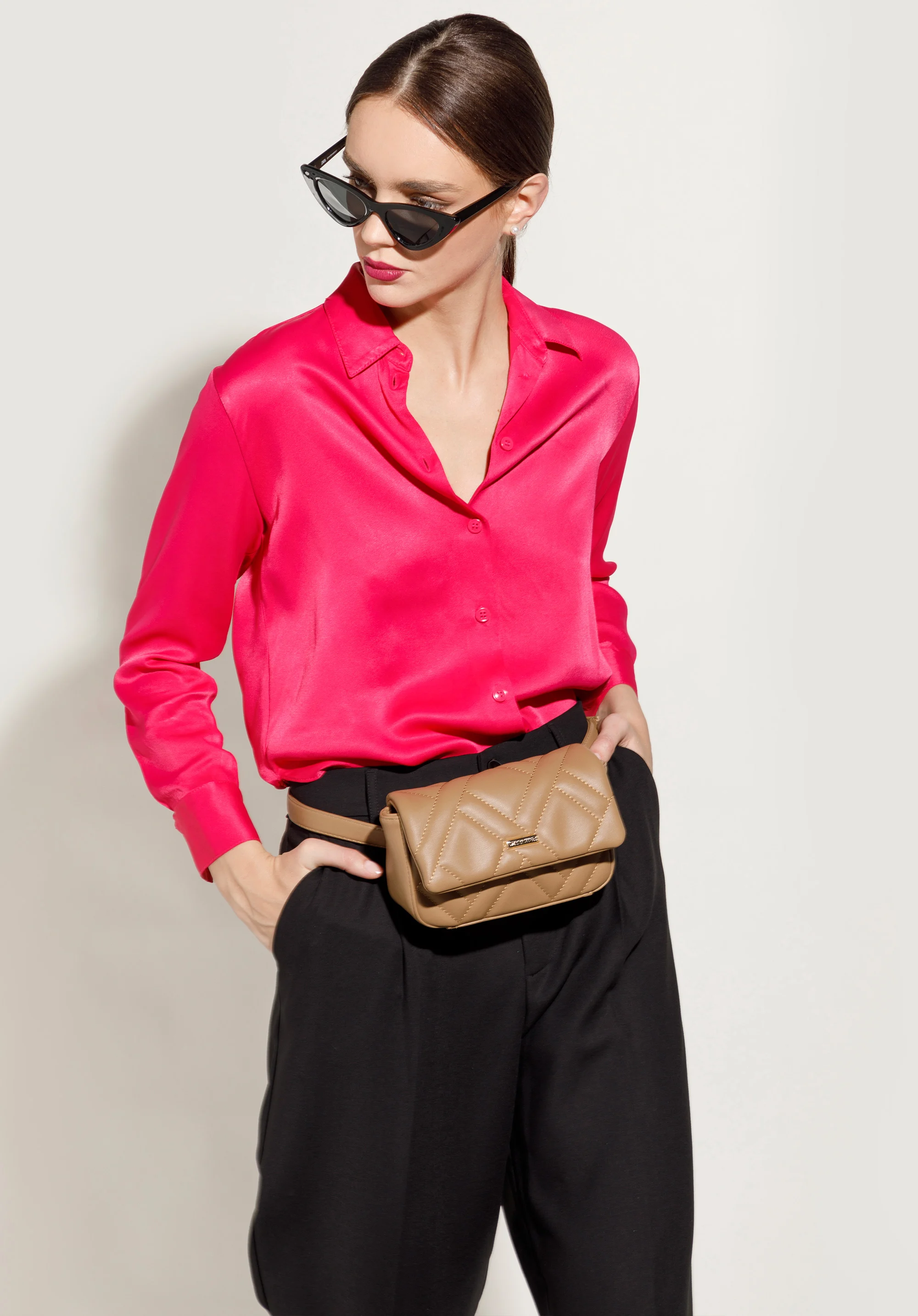 Damska torebka nerka geometrycznie pikowana