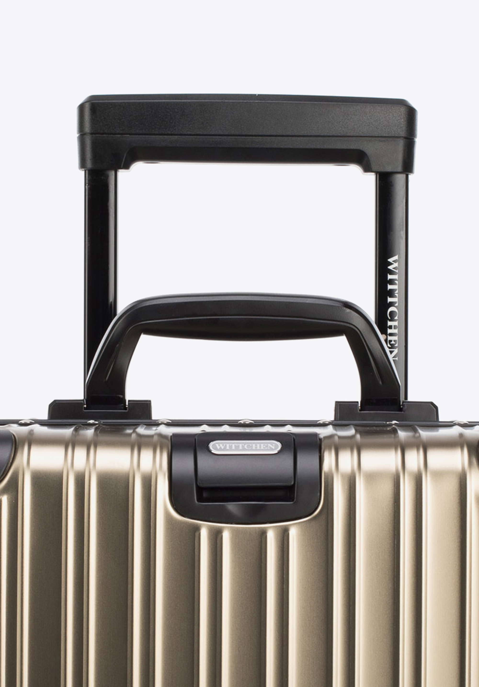 Walizka kabinowa z aluminium