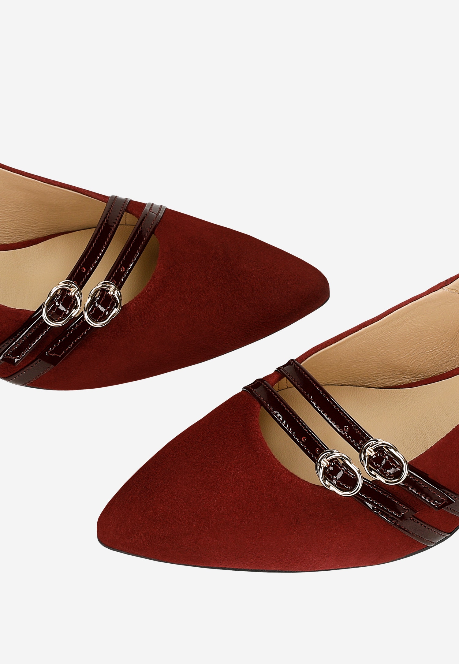 Bordowe czółenka z weluru z lakierowanymi paskami