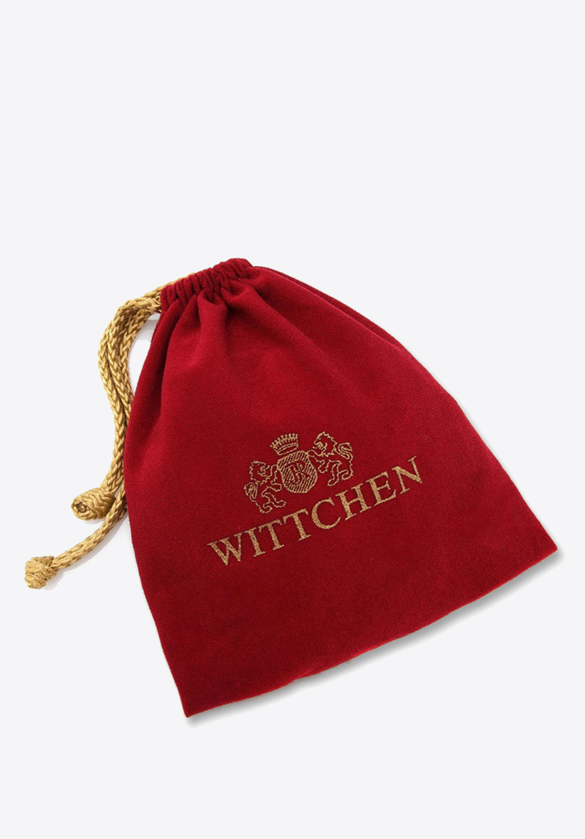 Męski pasek skórzany z czerwoną nitką