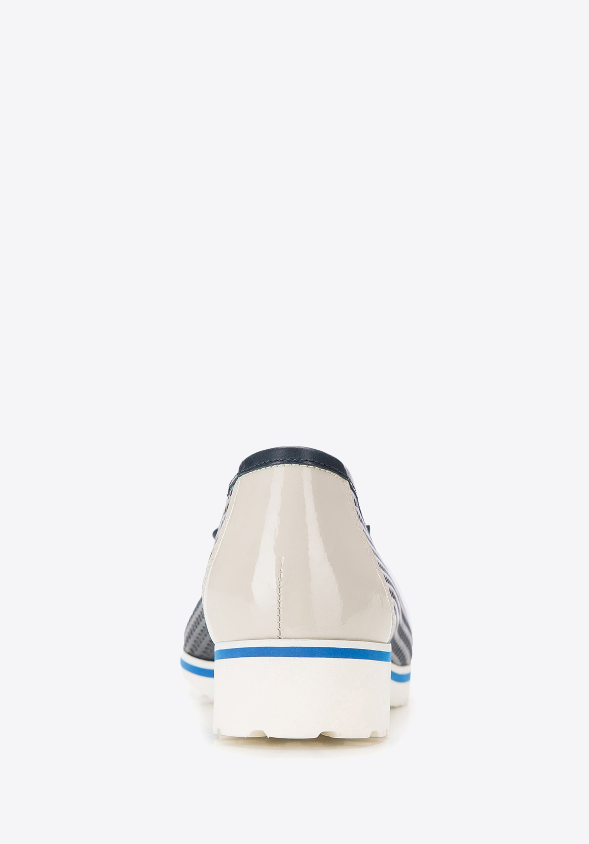 Baleriny ze skóry perforowane