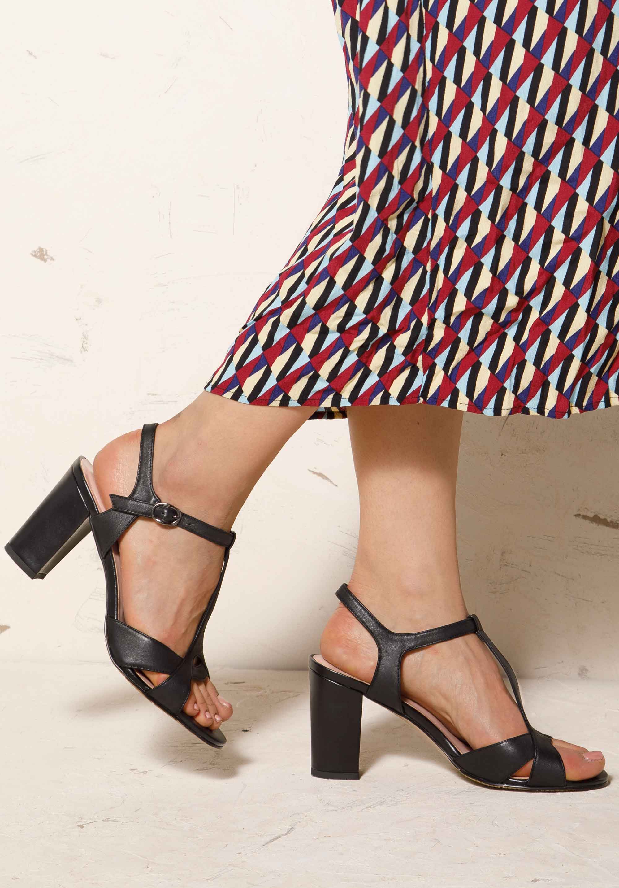 Damskie sandały ze skóry na słupku