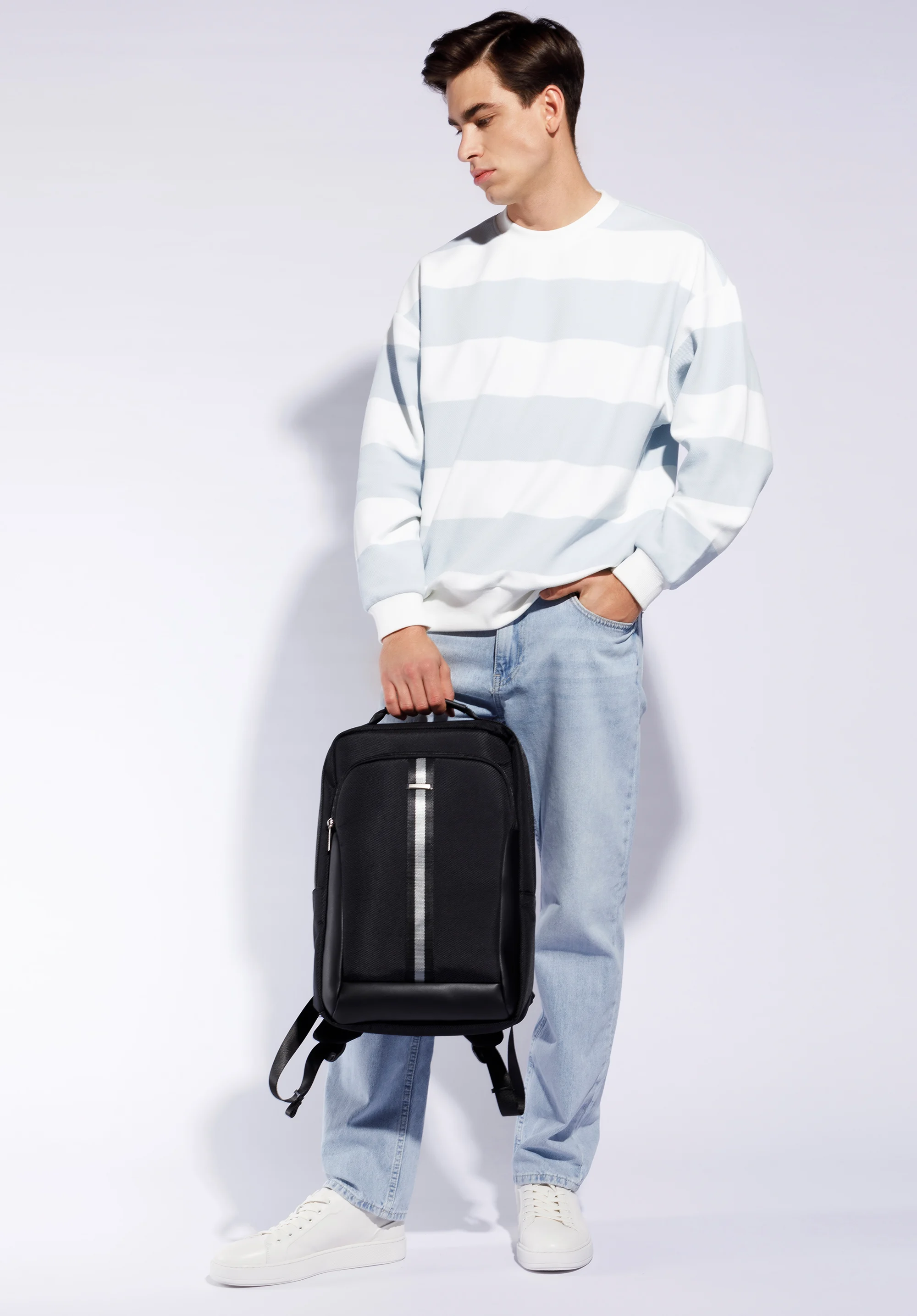 Męski plecak na laptopa 17” z tasiemką