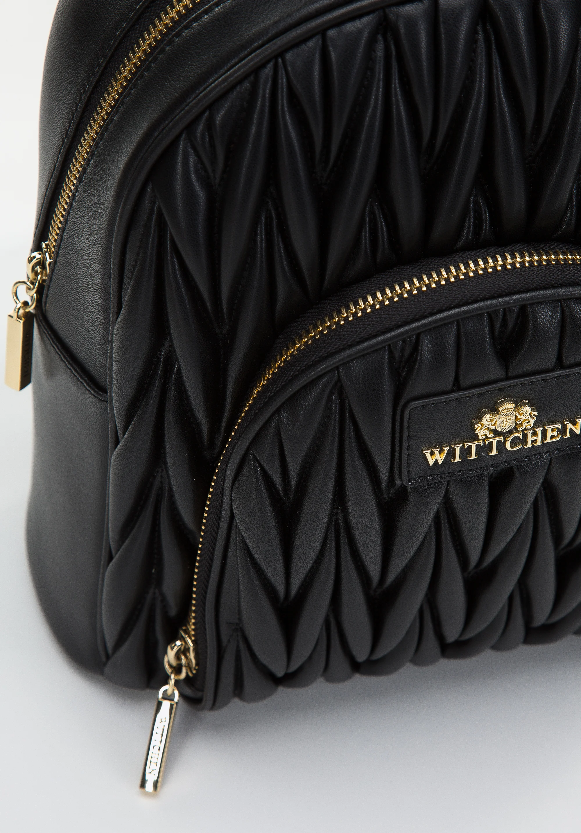 Damski plecak skórzany z marszczeniem