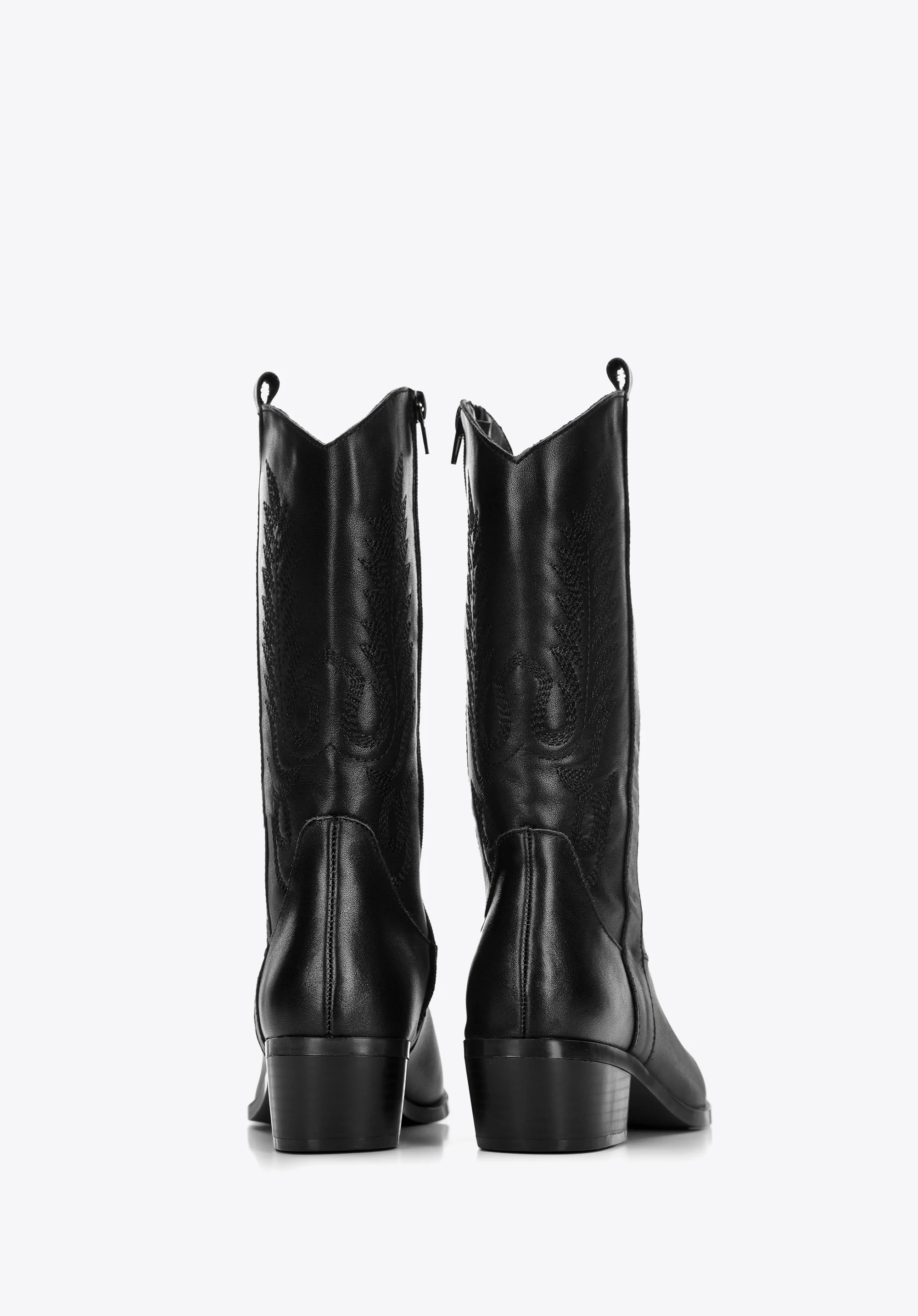 Damskie kowbojki skórzane z haftem