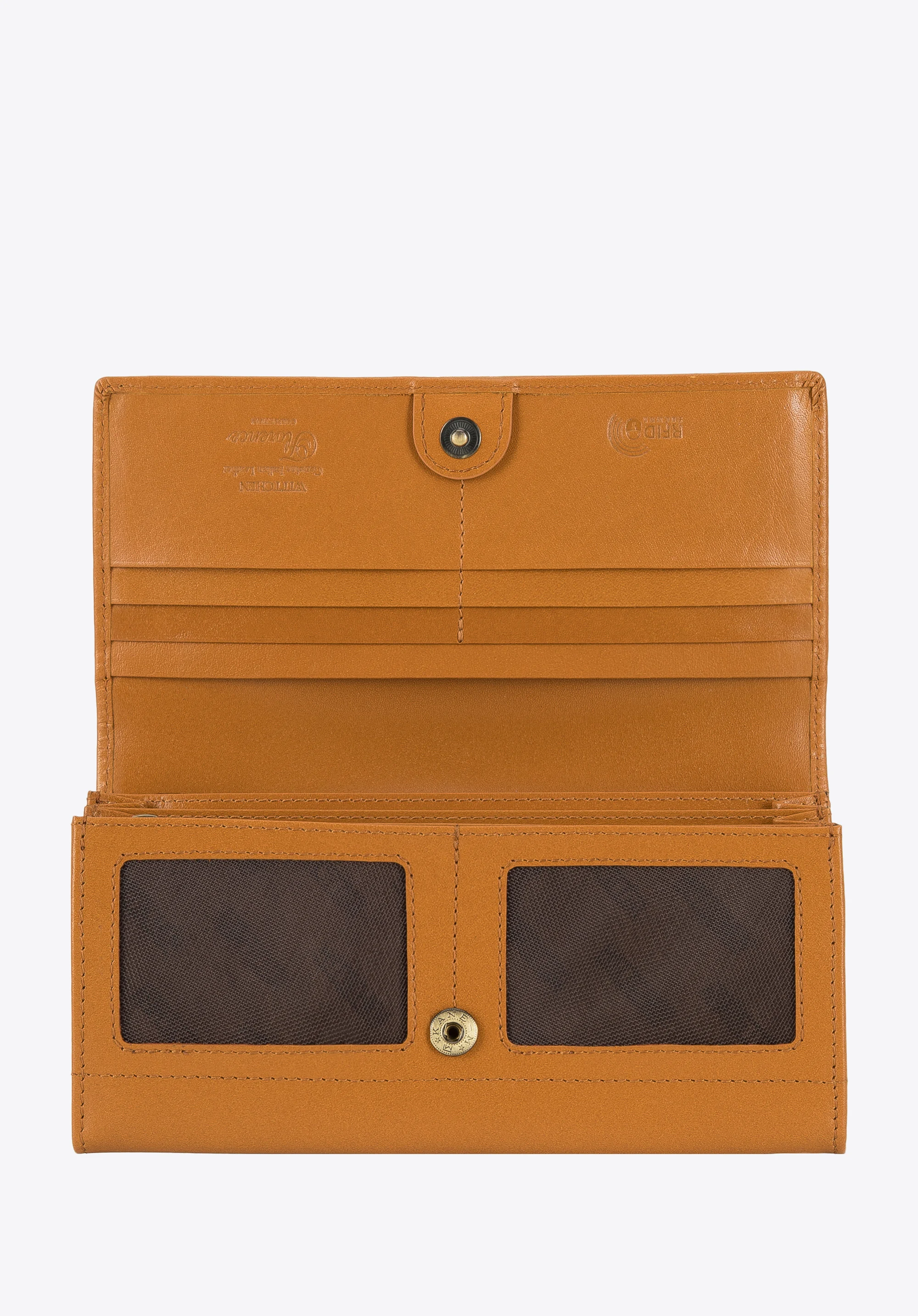 Damski portfel skórzany o prostym kroju