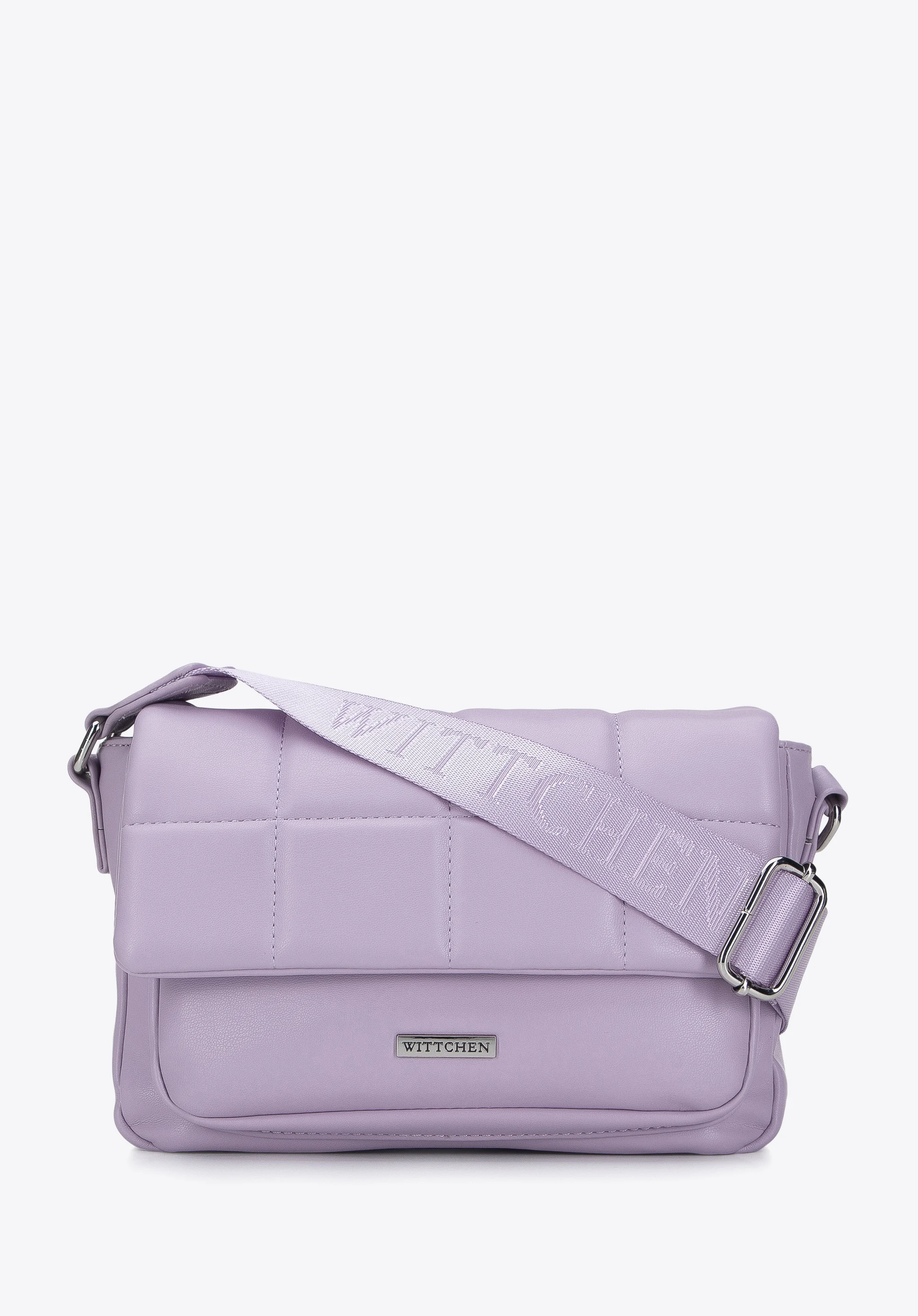 Damska listonoszka z miękkiej ekoskóry z pikowaną klapą mała