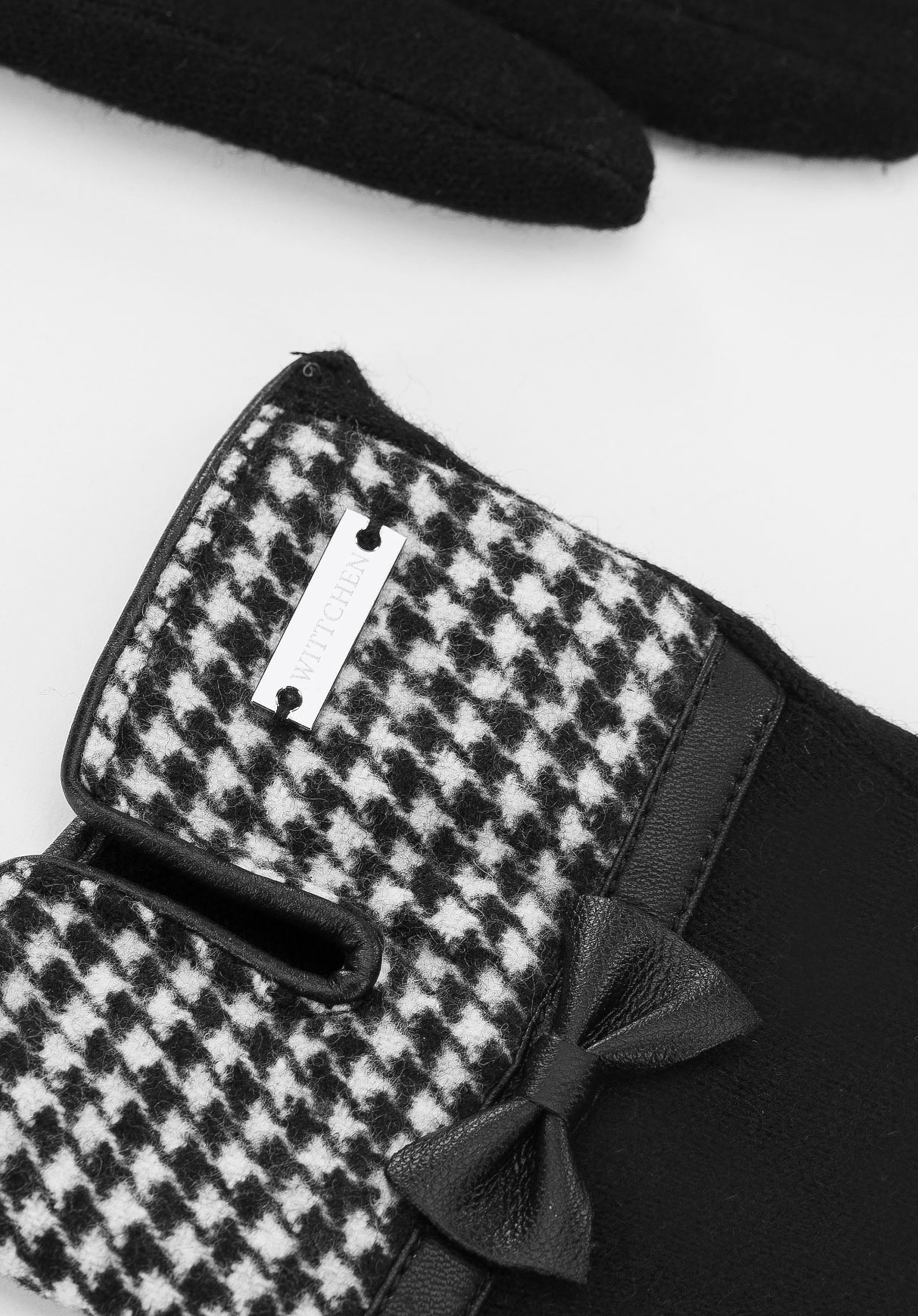 Damskie rękawiczki z wykończeniem w pepitkę