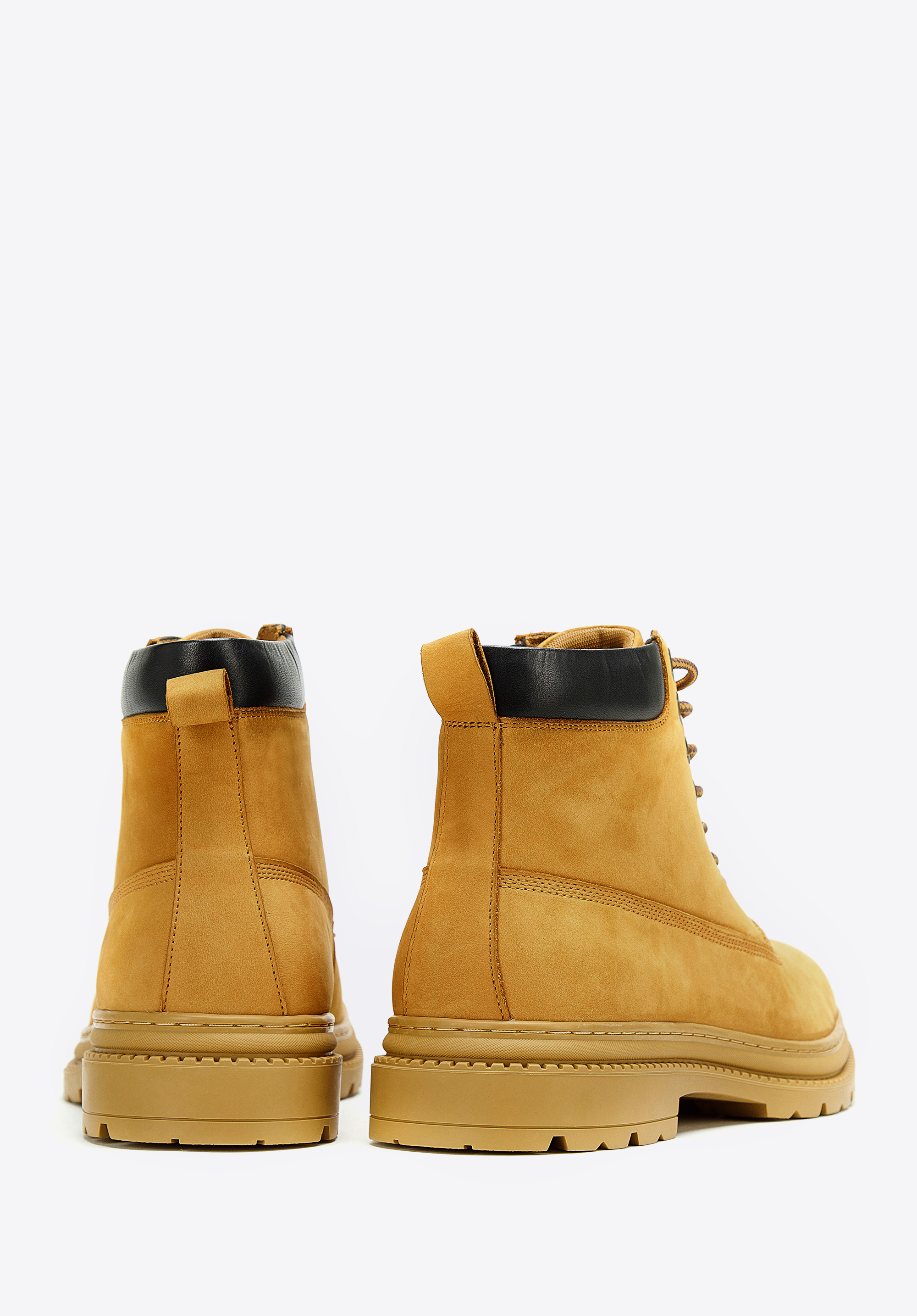 Męskie trapery nubukowe sznurowane