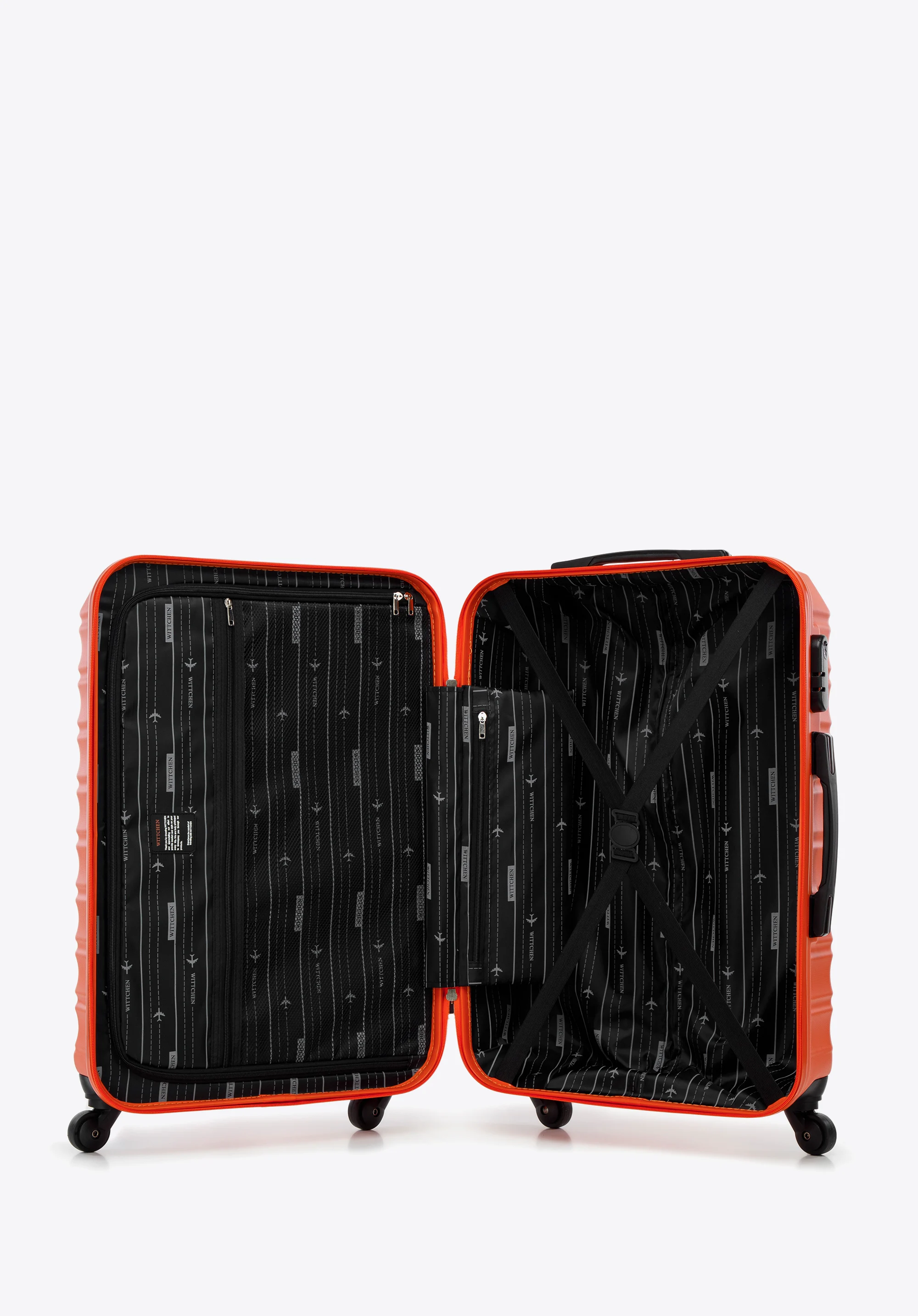 Duża walizka z ABS-u z żebrowaniem