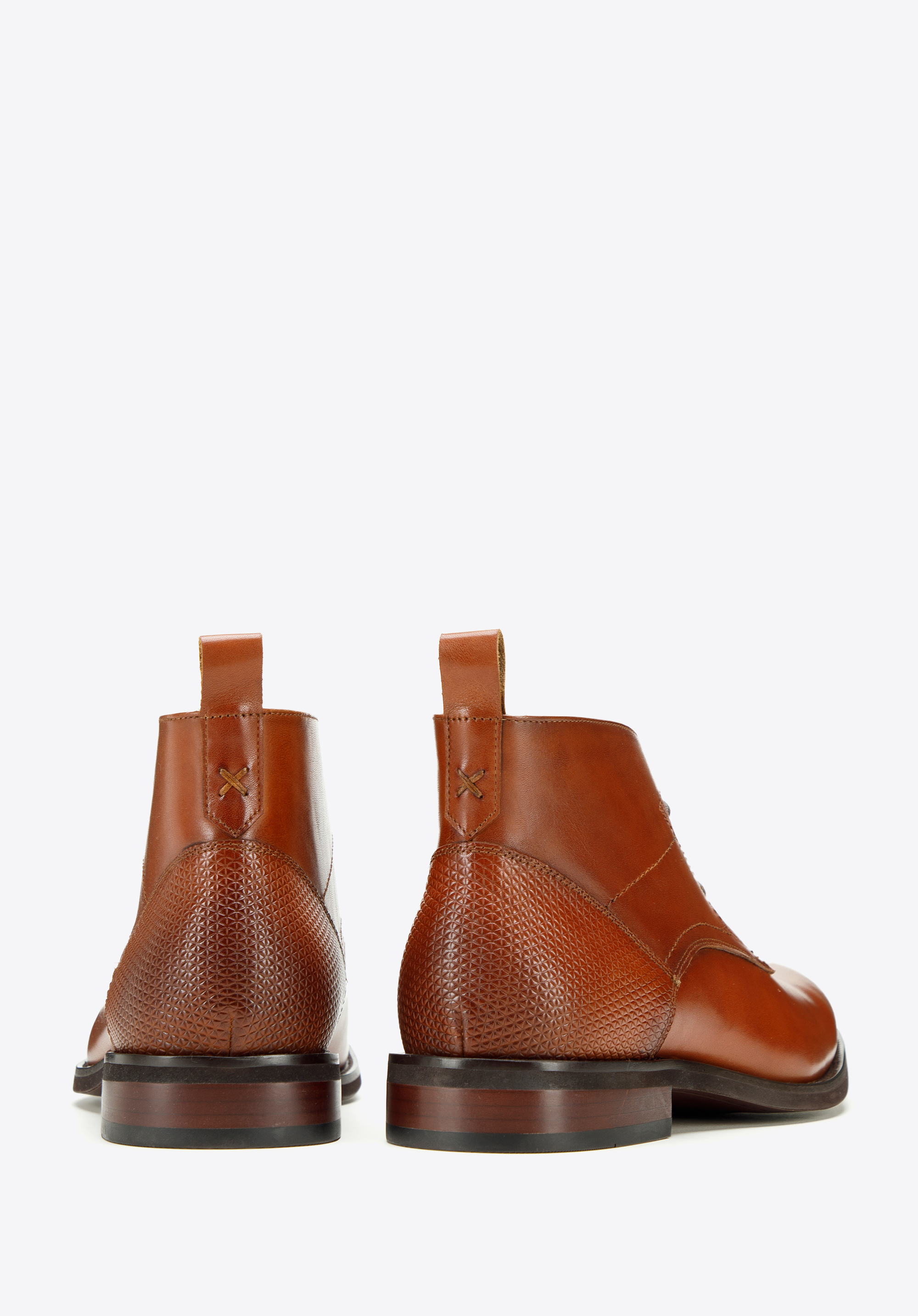 Męskie trzewiki skórzane ze wstawkami w geometryczny wzór