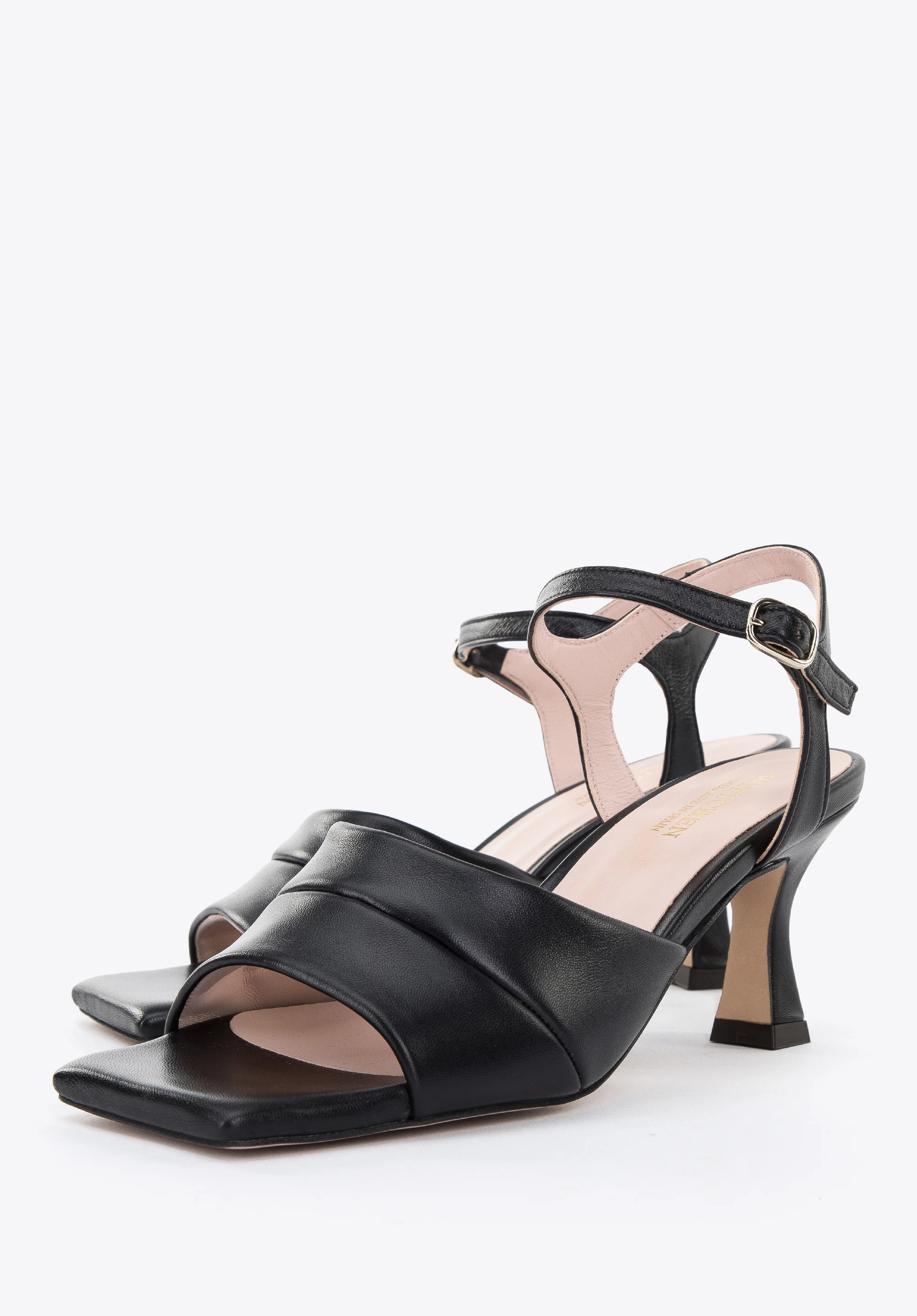 Damskie sandały skórzane klasyczne na szpilce