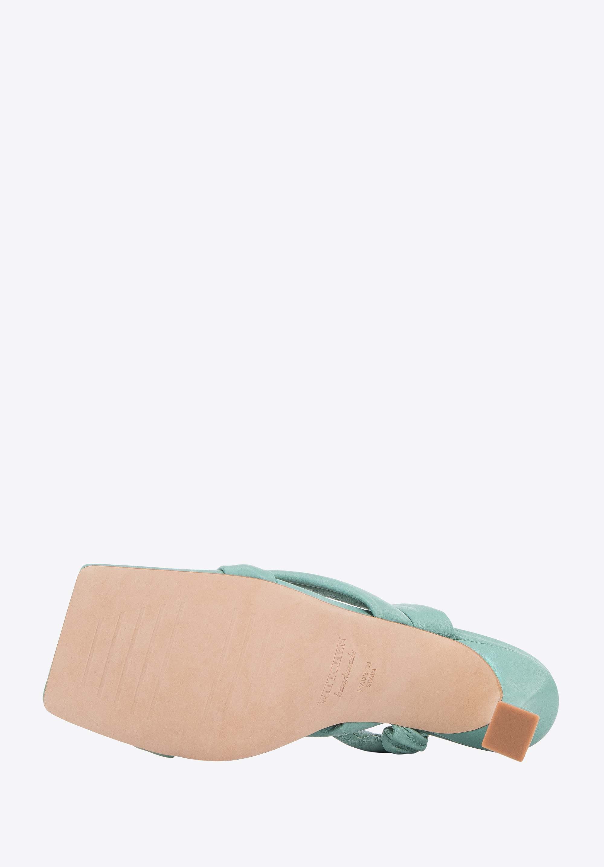 Damskie klapki skórzane z miękkimi paskami