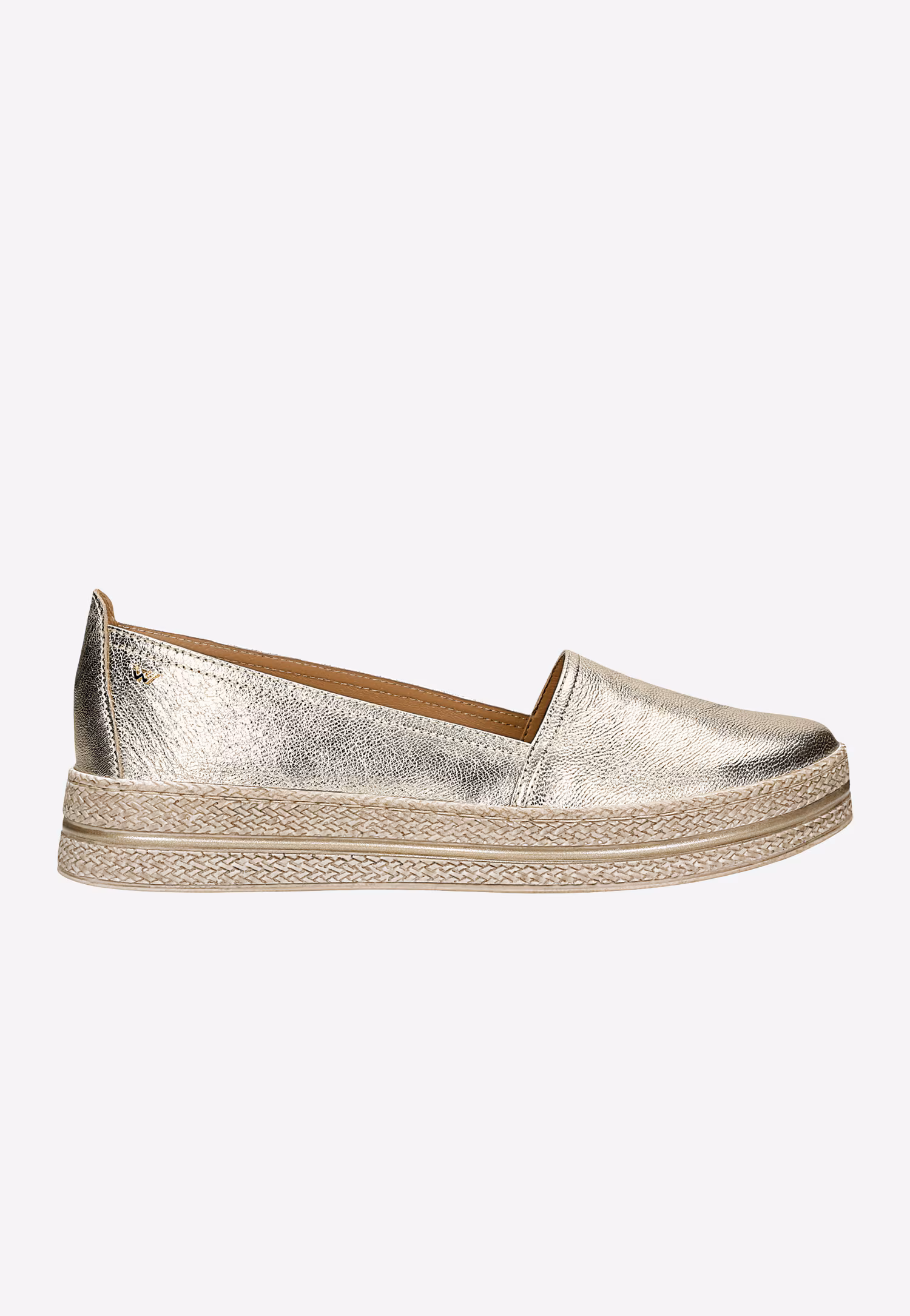 Białe wsuwane półbuty damskie na wysokiej podeszwie