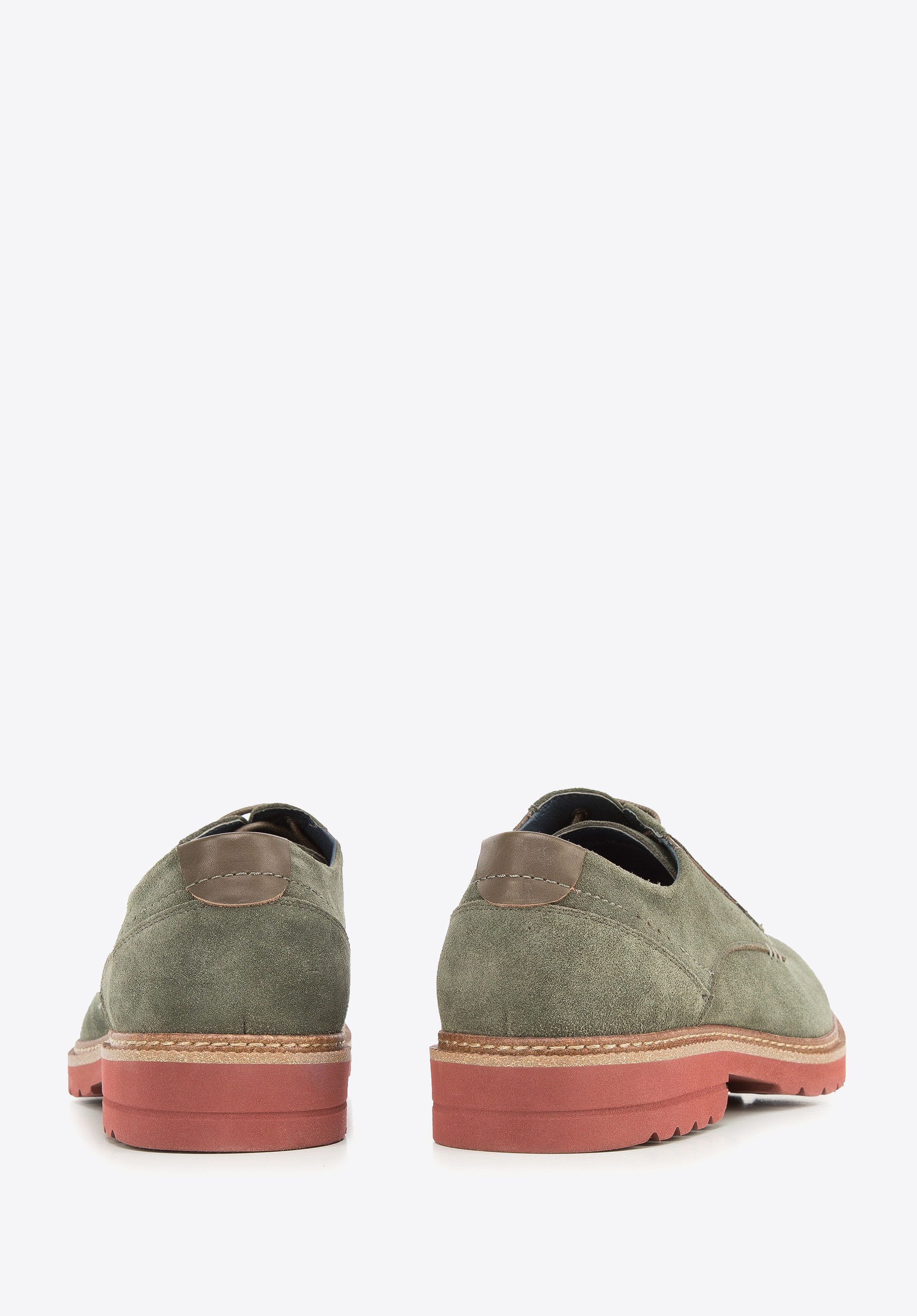 Męskie półbuty zamszowe z kolorową podeszwą