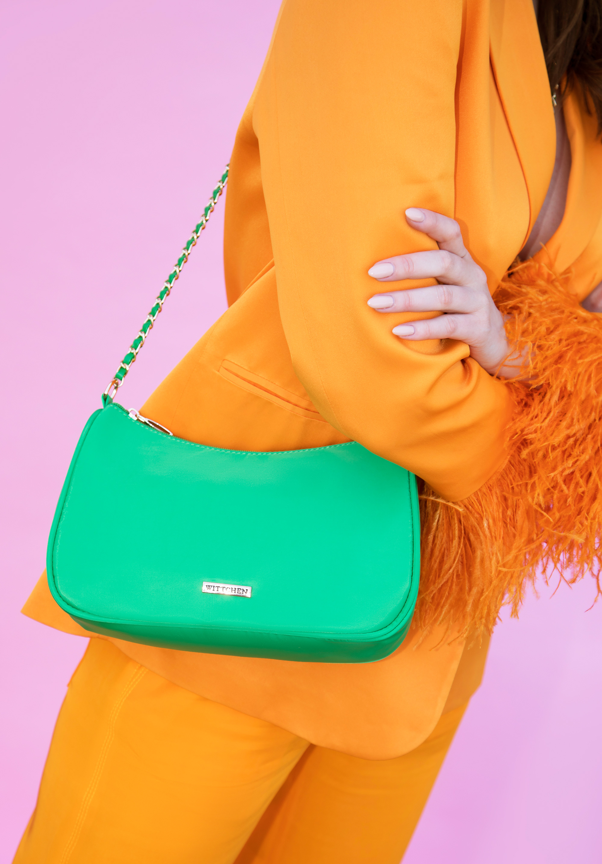 Damska torebka bagietka z nylonu na łańcuszku