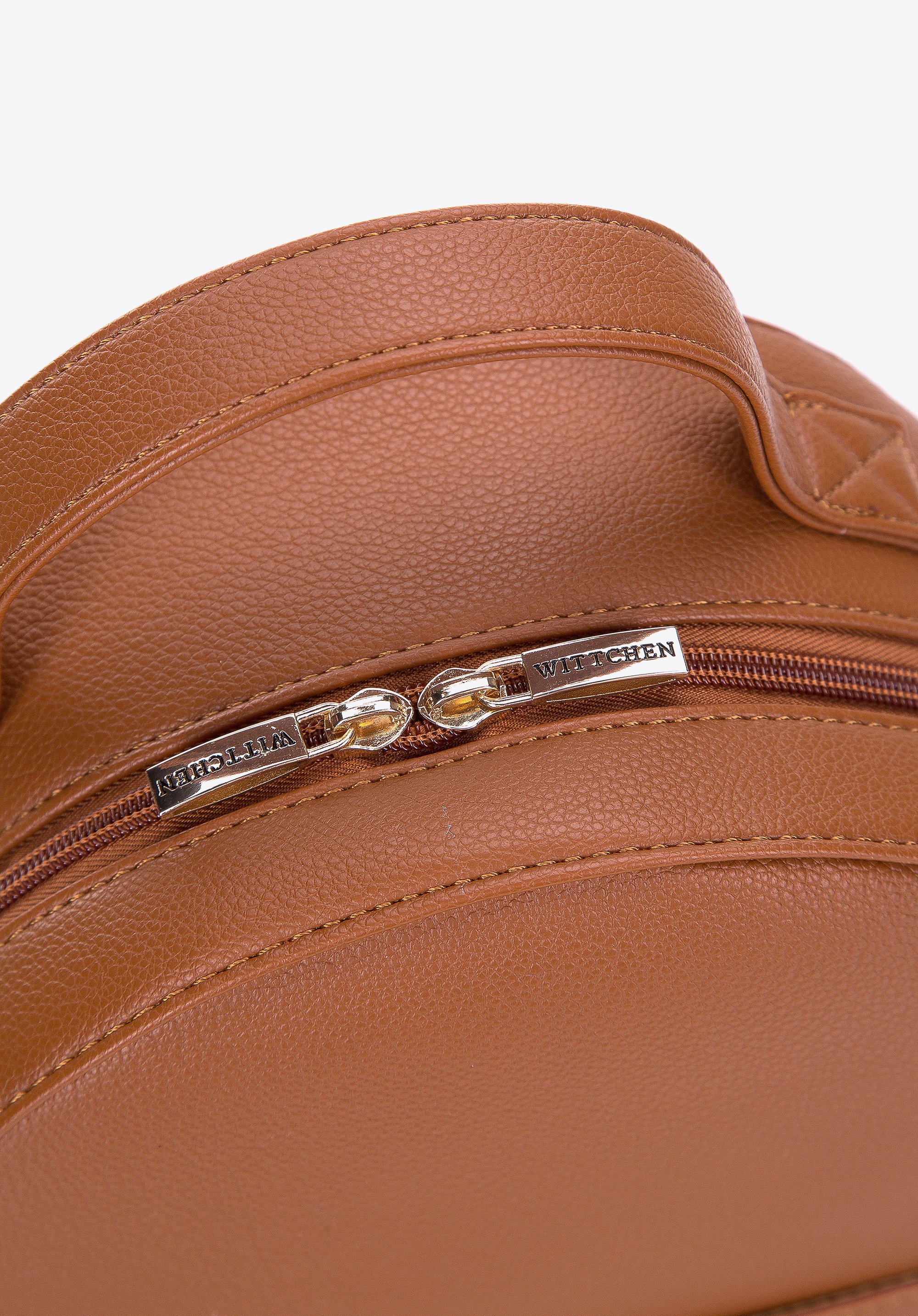 Damski plecak z ekoskóry zaokrąglony mały