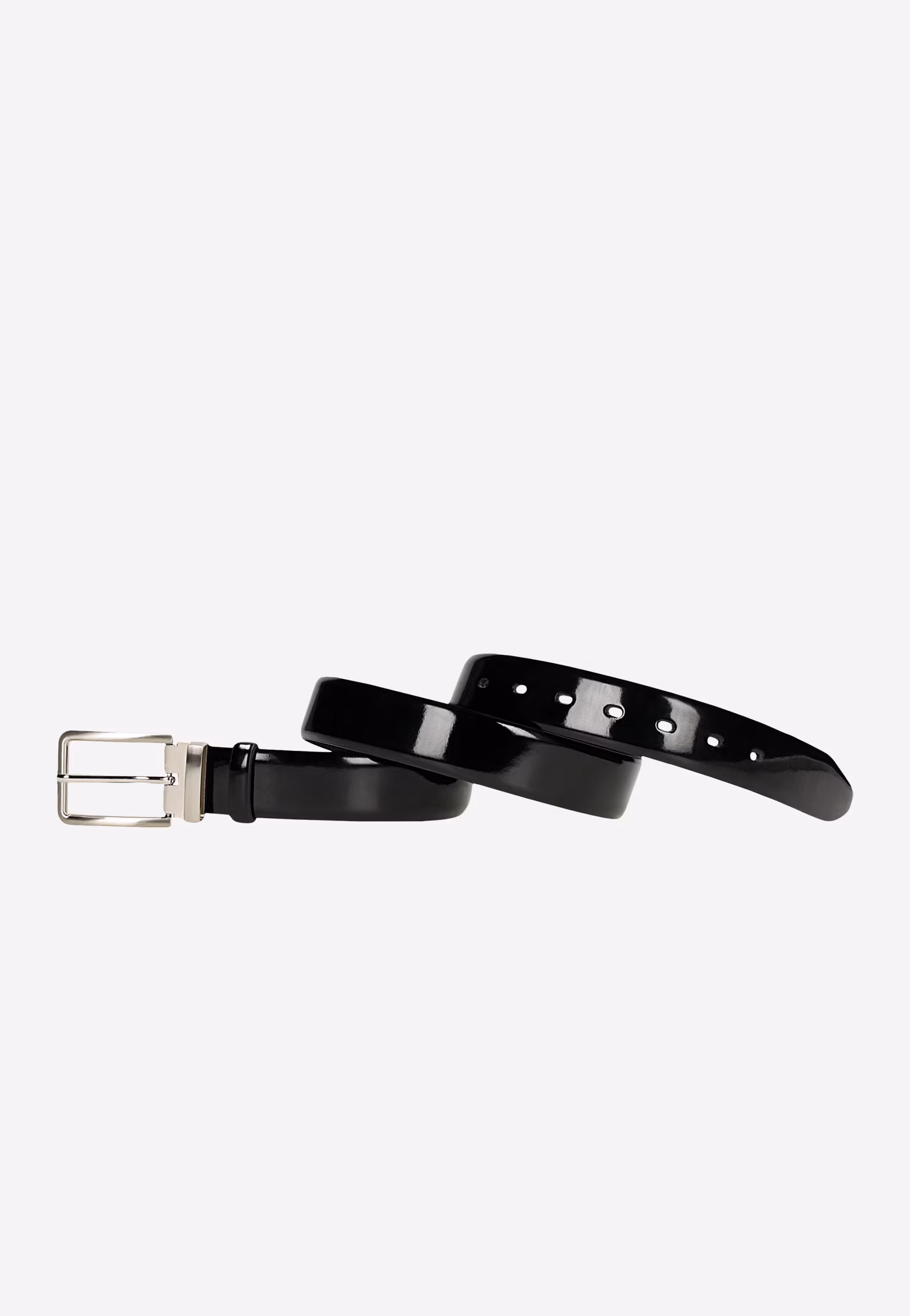 Czarny lakierowany pasek męski ze srebrną klamrą
