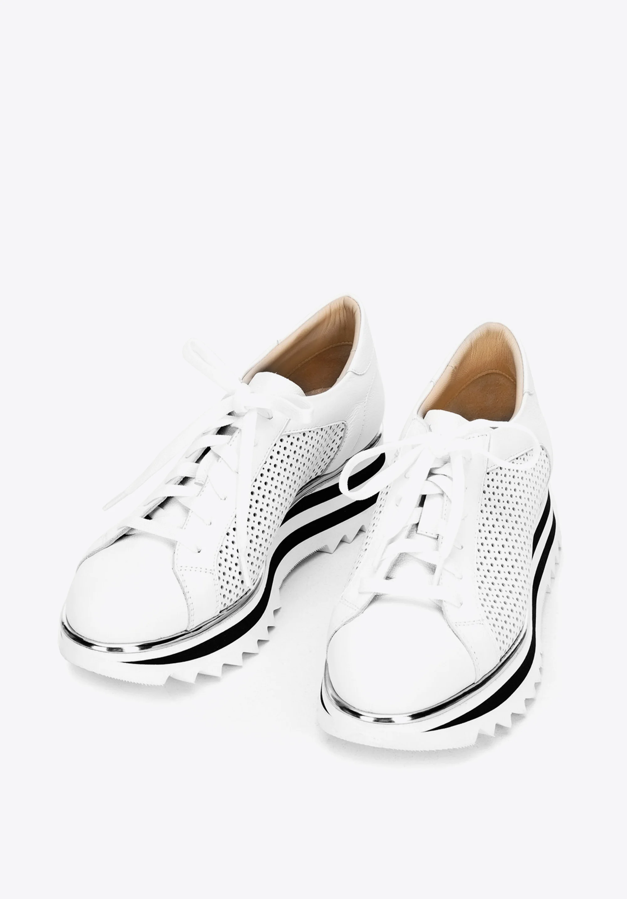 Damskie sneakersy ze skóry perforowanej