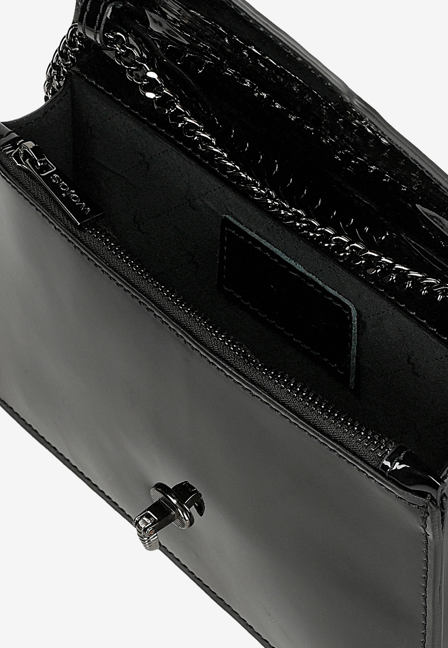 Beżowa skórzana torebka z owadem