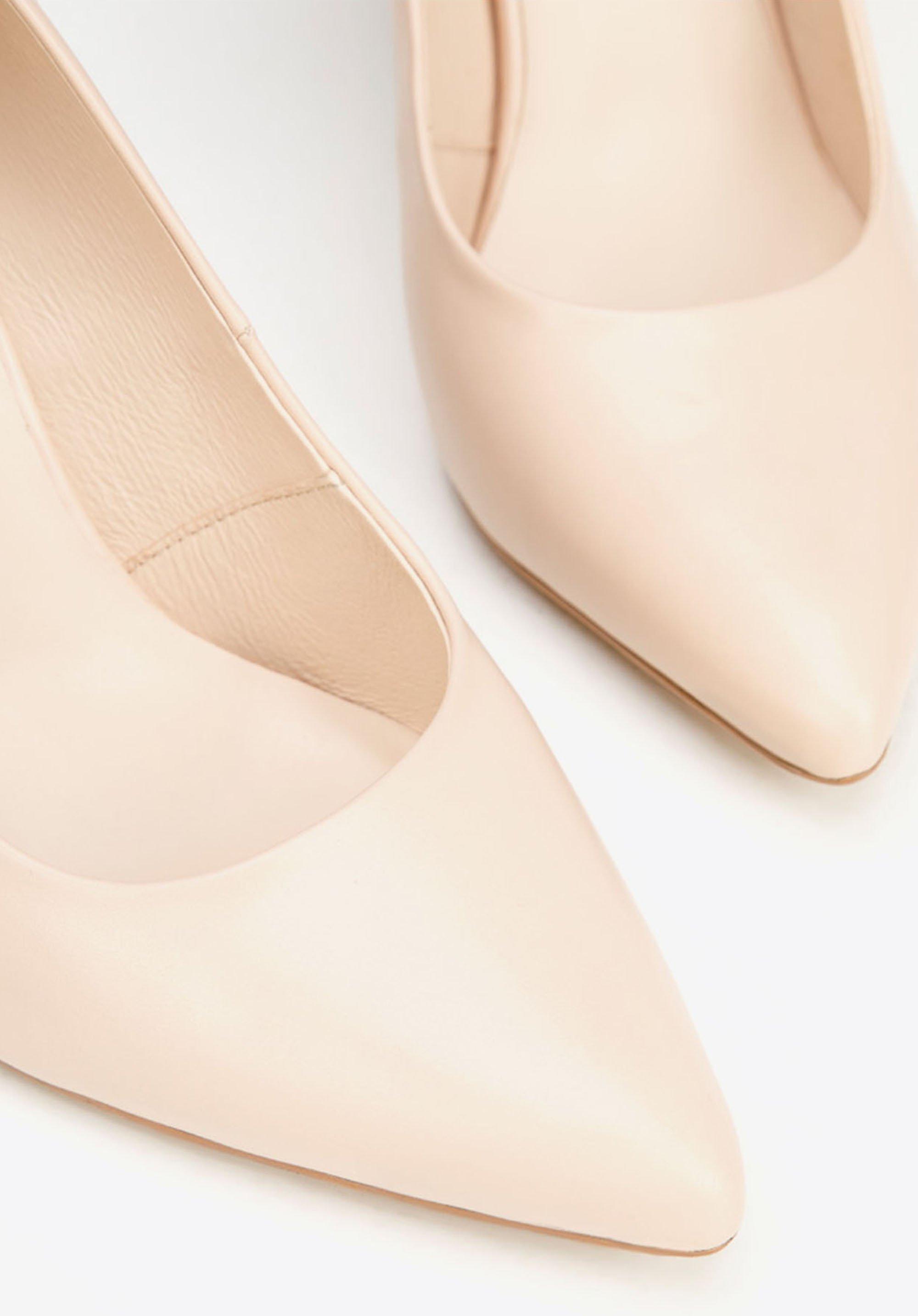 Szpilki skórzane klasyczne