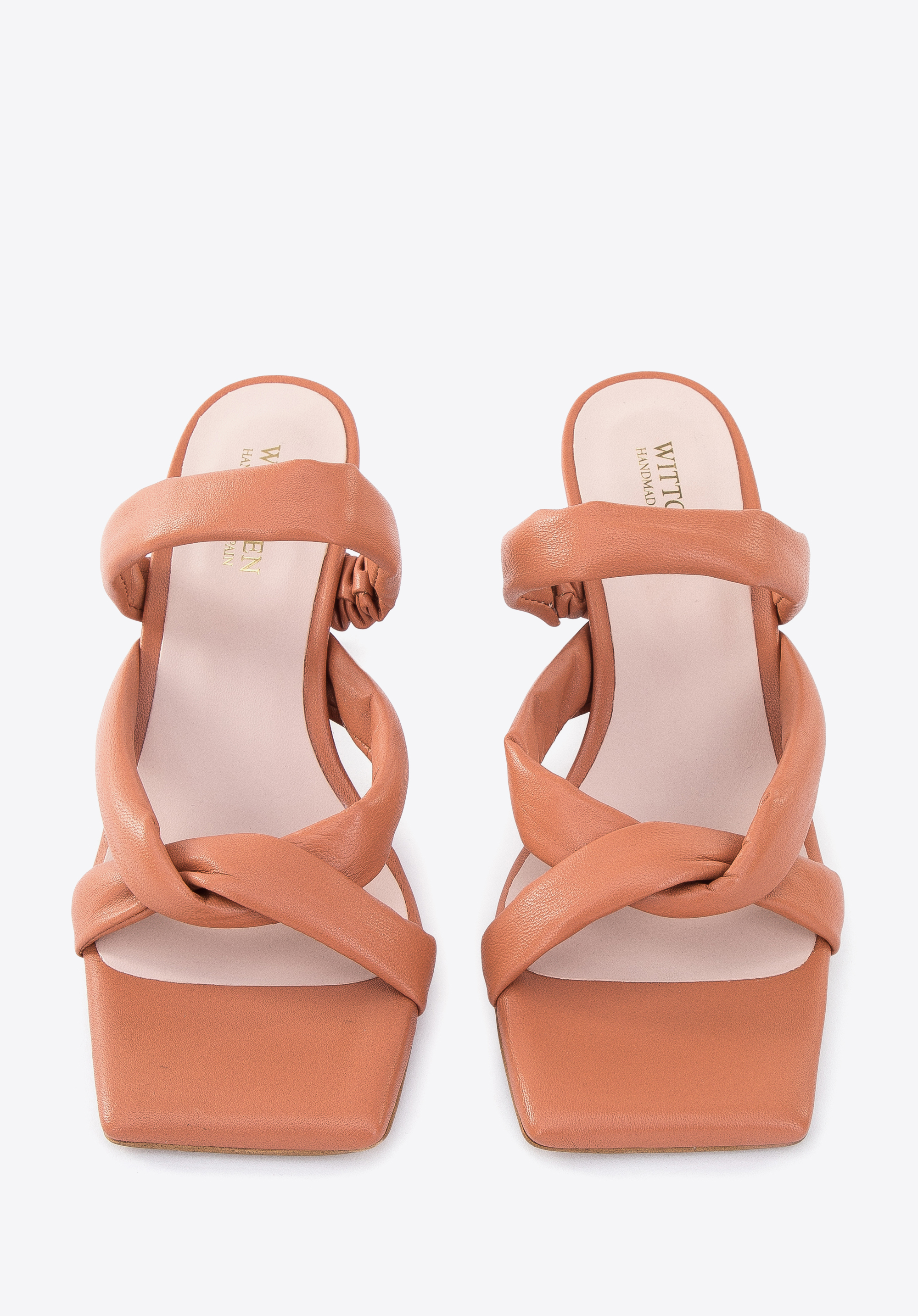 Damskie klapki skórzane z miękkimi paskami