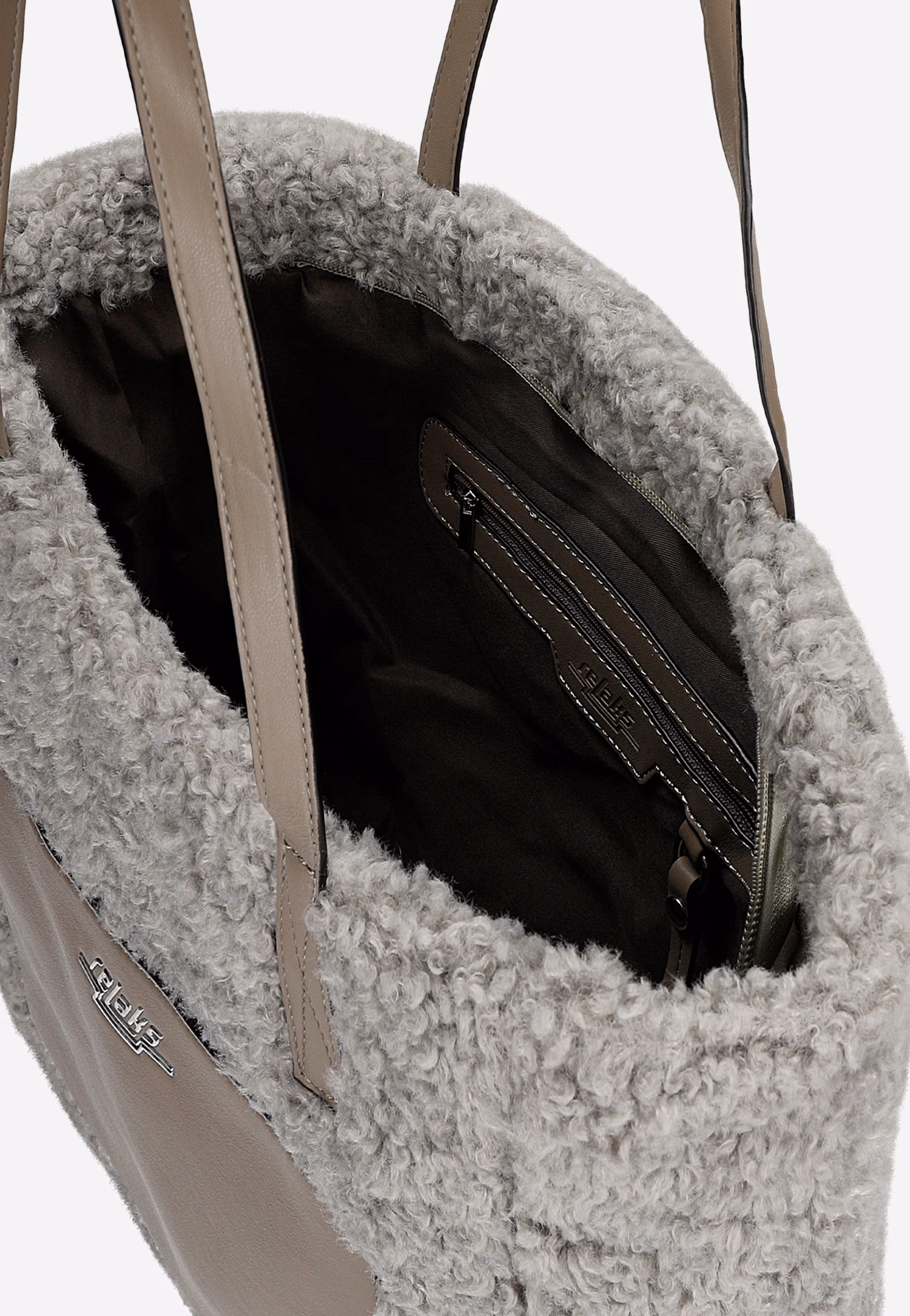 RELAKS duża czarna torebka z futerkiem typu baranek