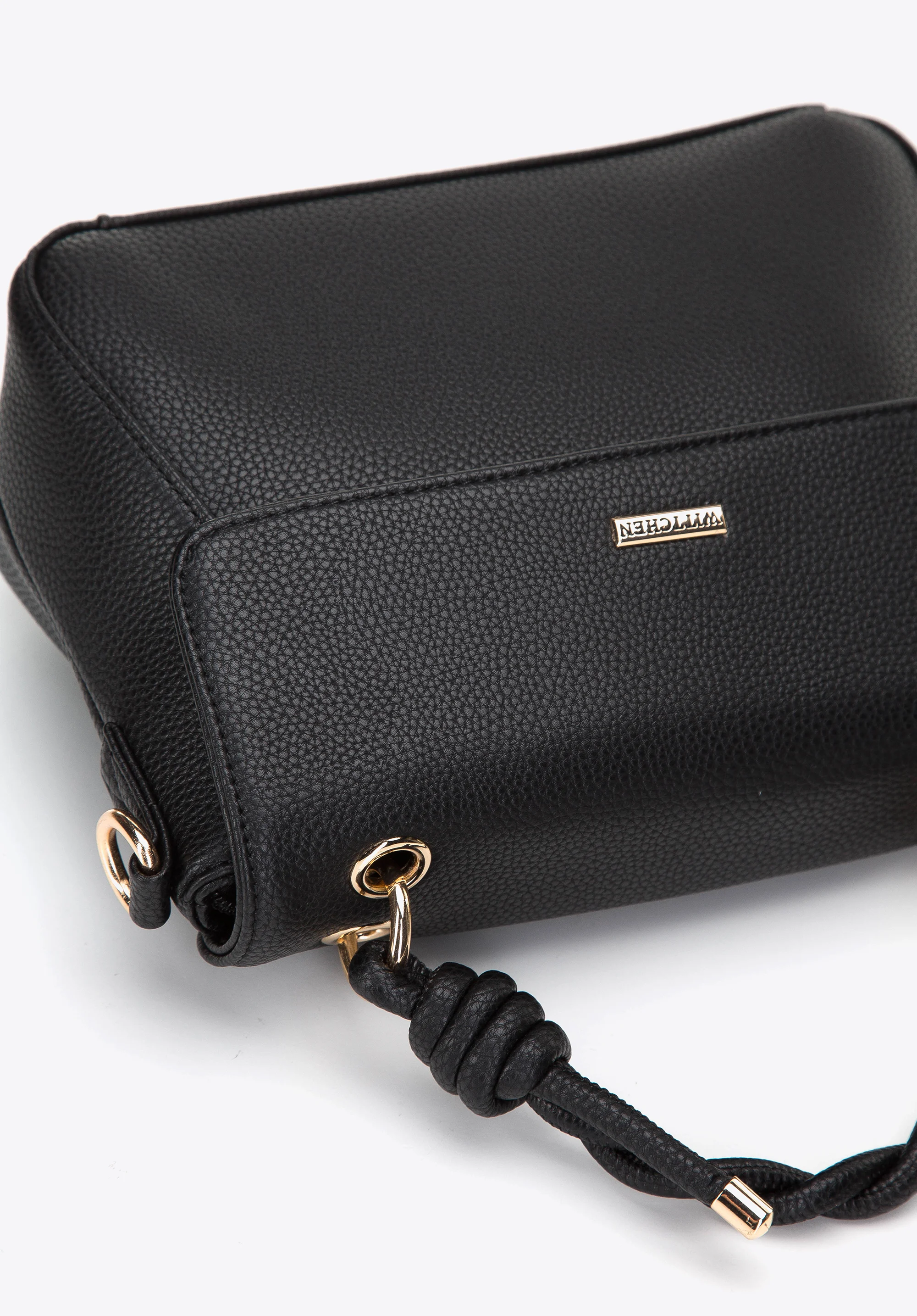 Torebka kuferek z ekoskóry z plecioną rączką