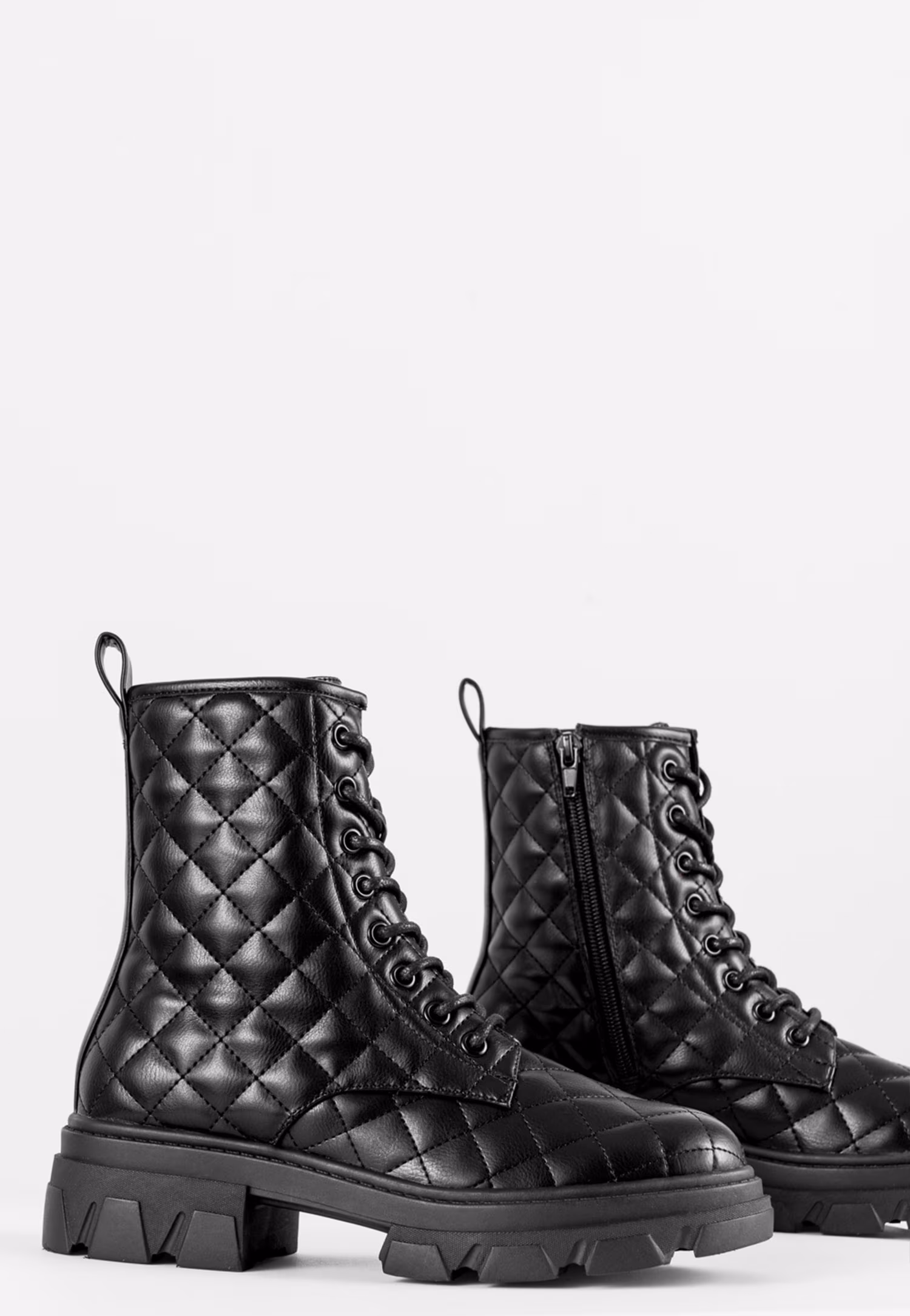 WJS czarne bikery damskie z pikowaniem