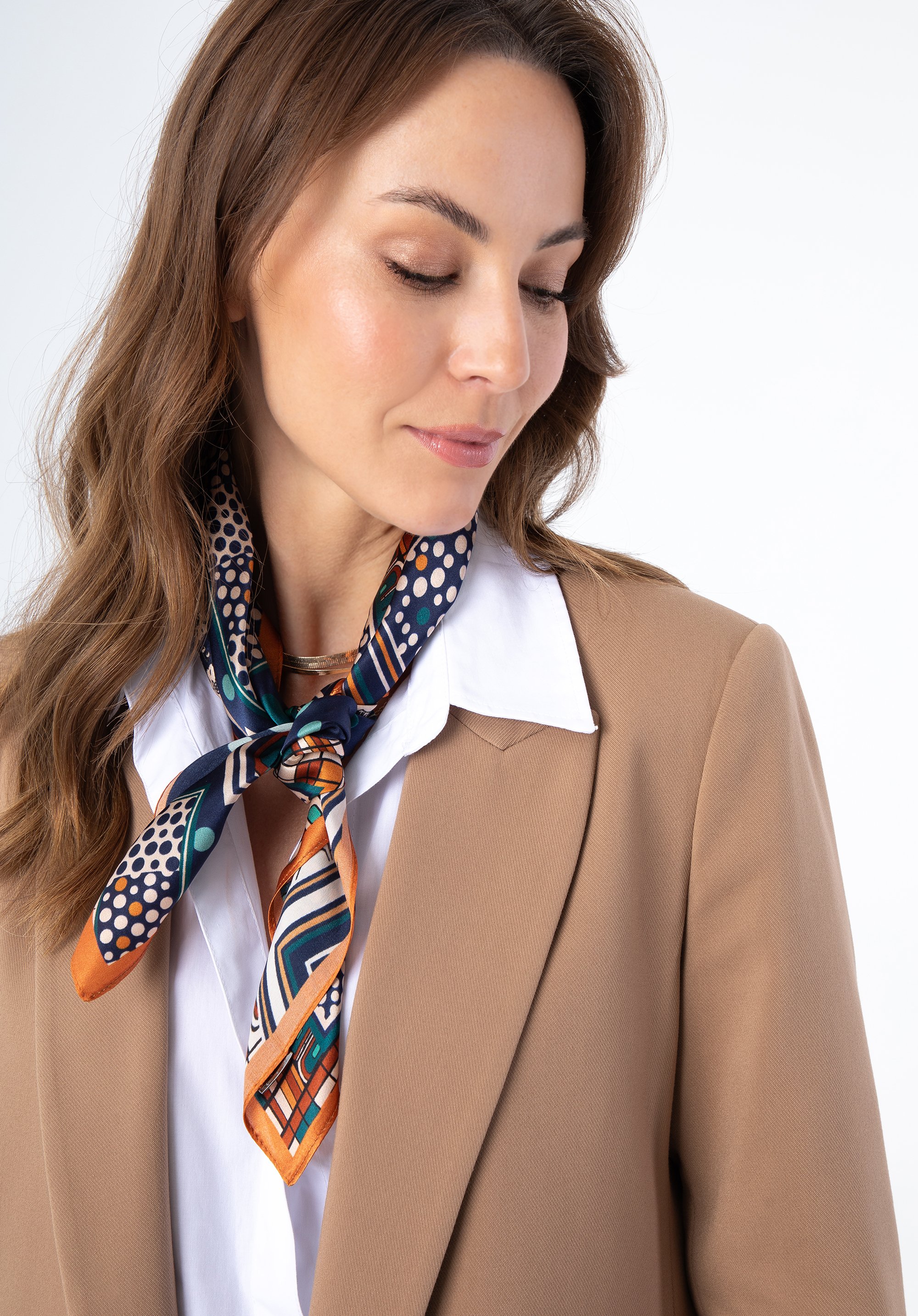 Damska chusta jedwabna we wzory duża