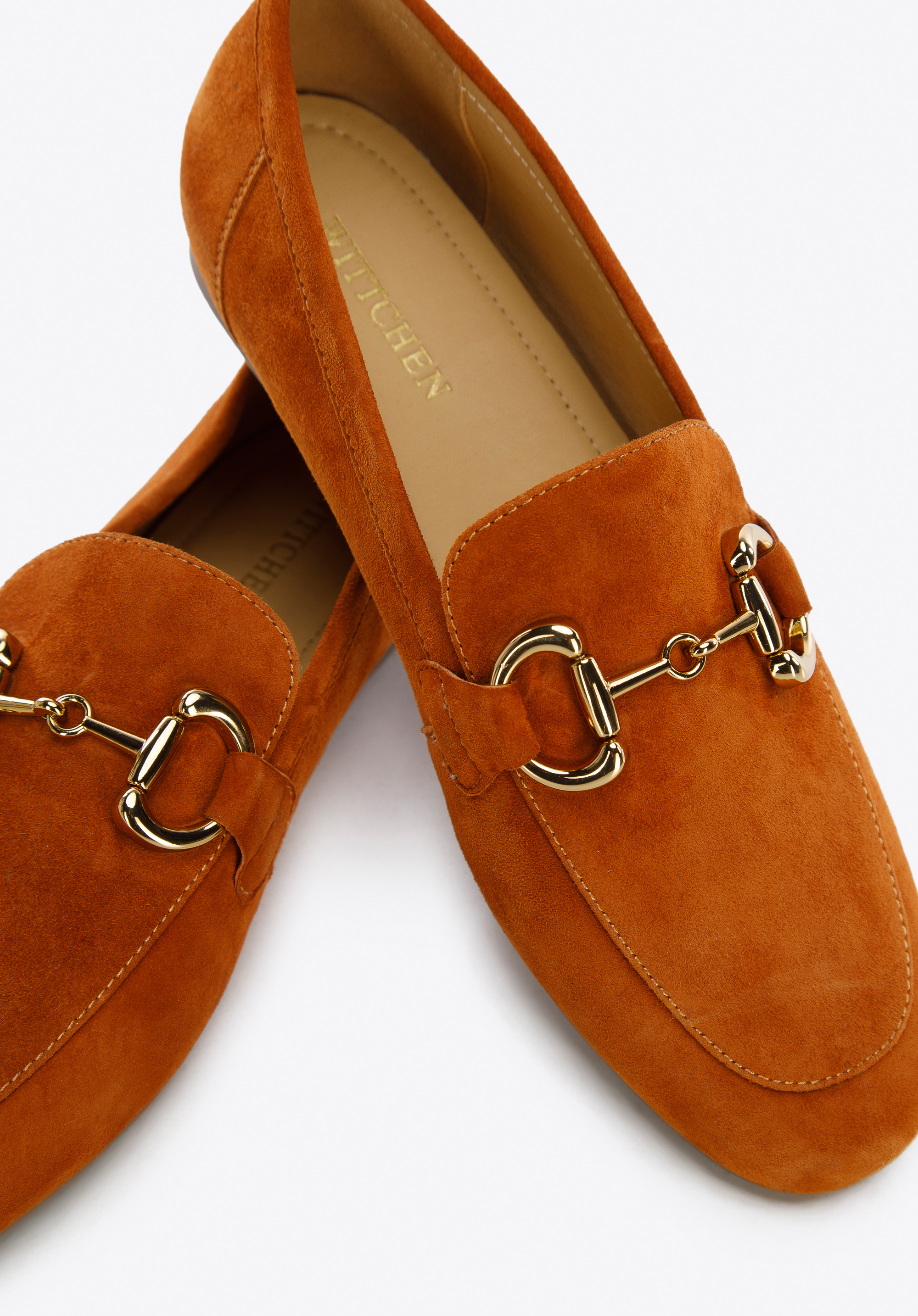 Damskie mokasyny zamszowe z metalową sprzączką