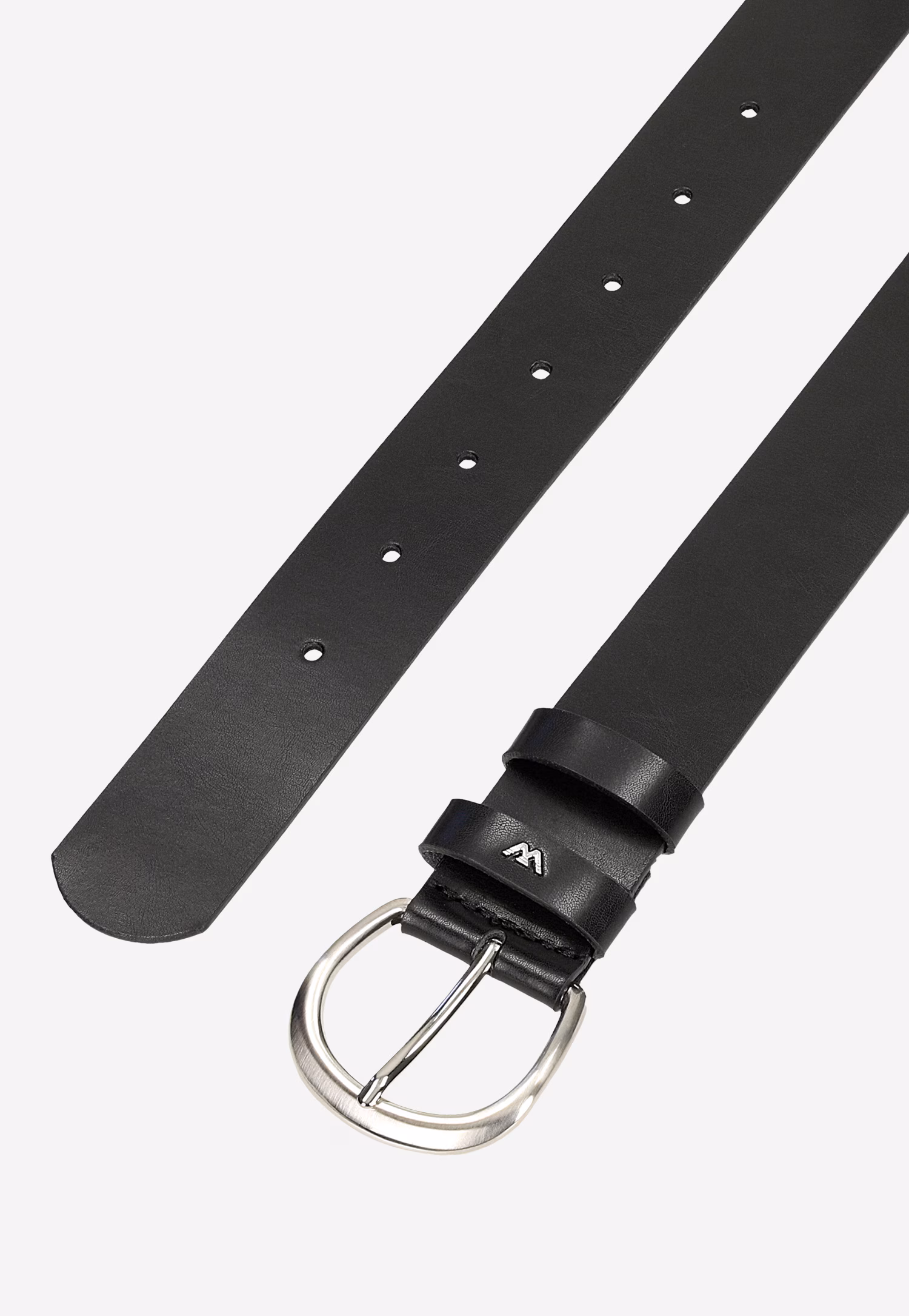 Brązowy pasek ze złotą klamrą