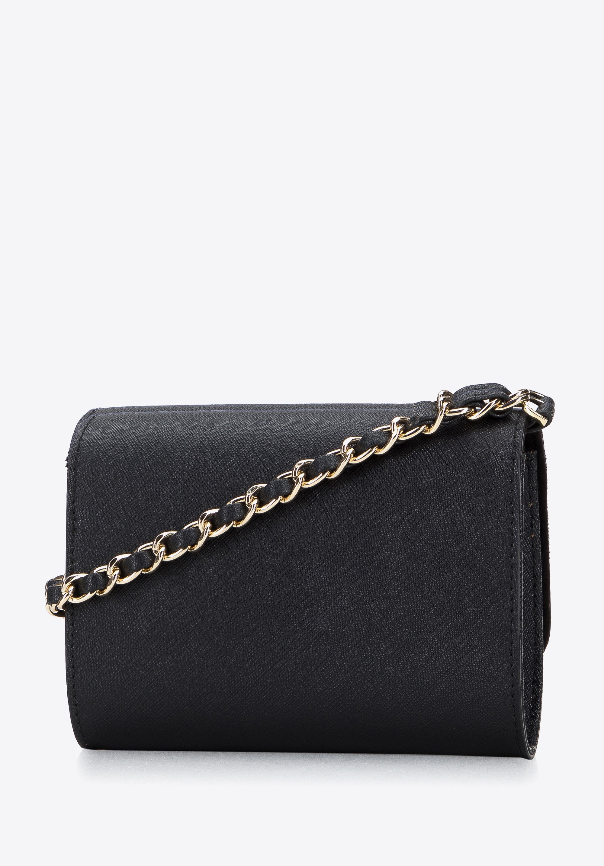 Minitorebka wieczorowa ze skóry saffiano na łańcuszku