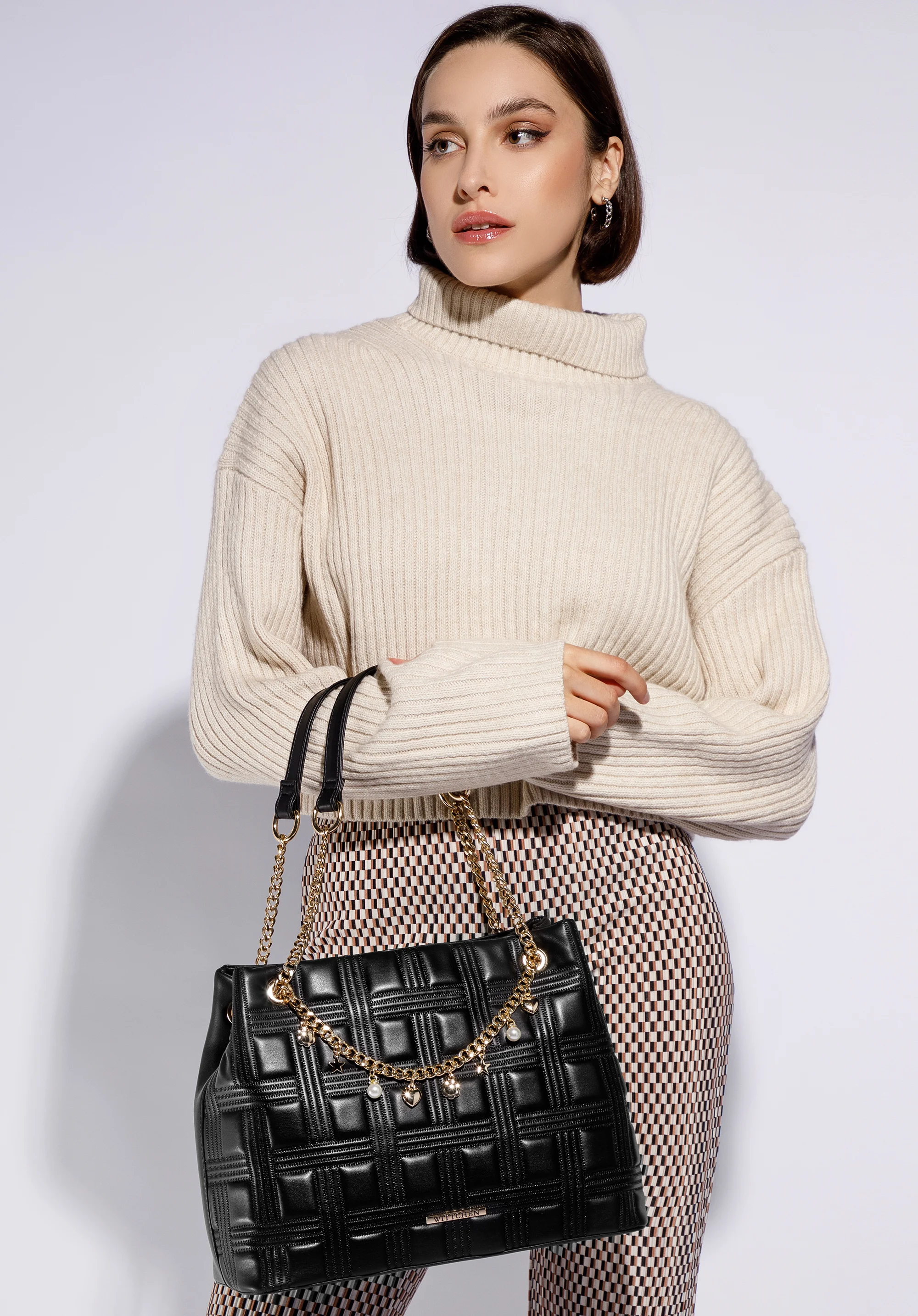 Torebka shopperka z pikowanej ekoskóry z łańcuszkiem średnia