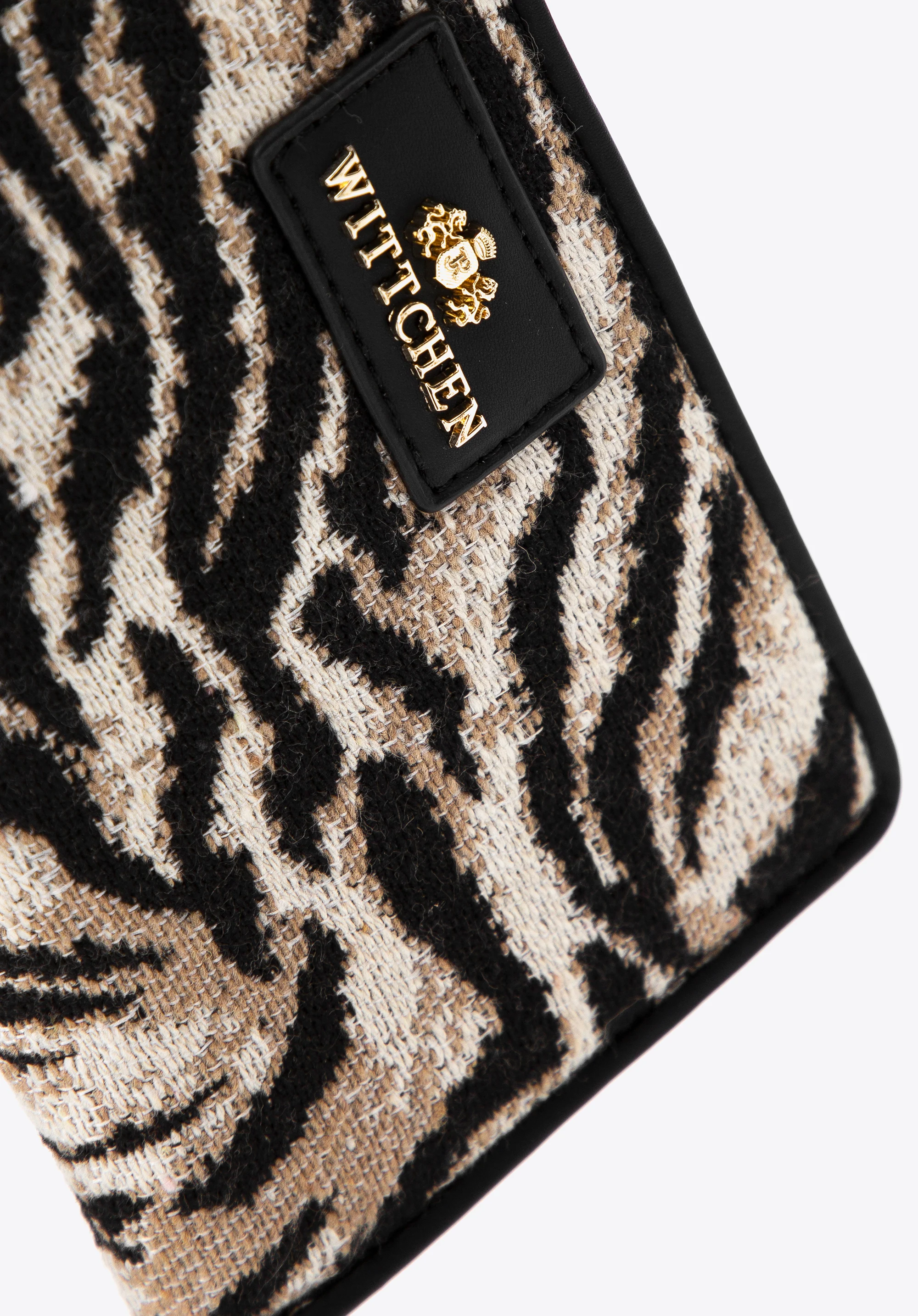 Damski portfel wzorzysty na suwak