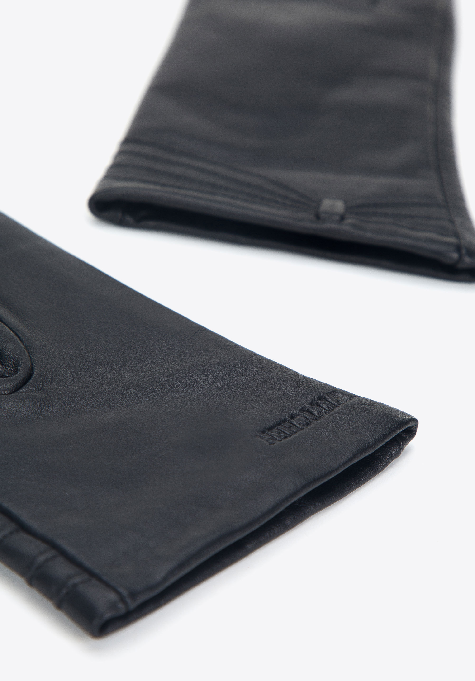 Damskie rękawiczki ze skóry z przeszyciami