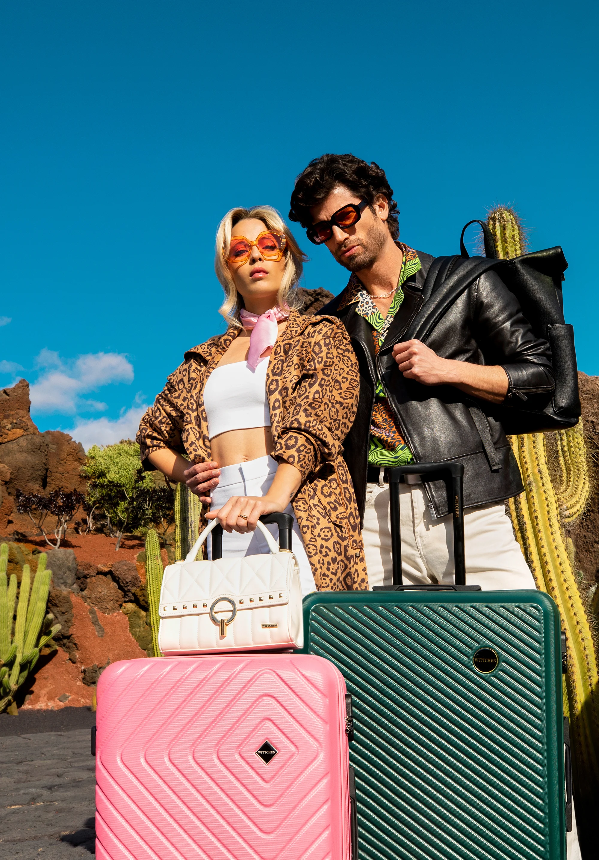 Walizka kabinowa z ABS-u z geometrycznym tłoczeniem